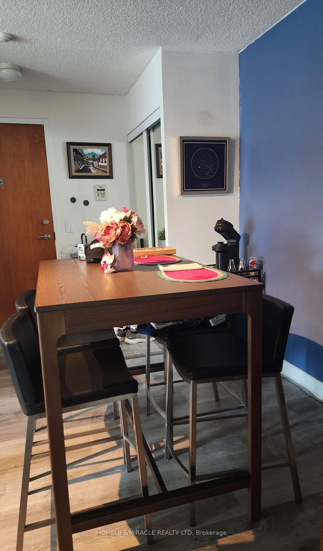 31 Bales Avenue #210