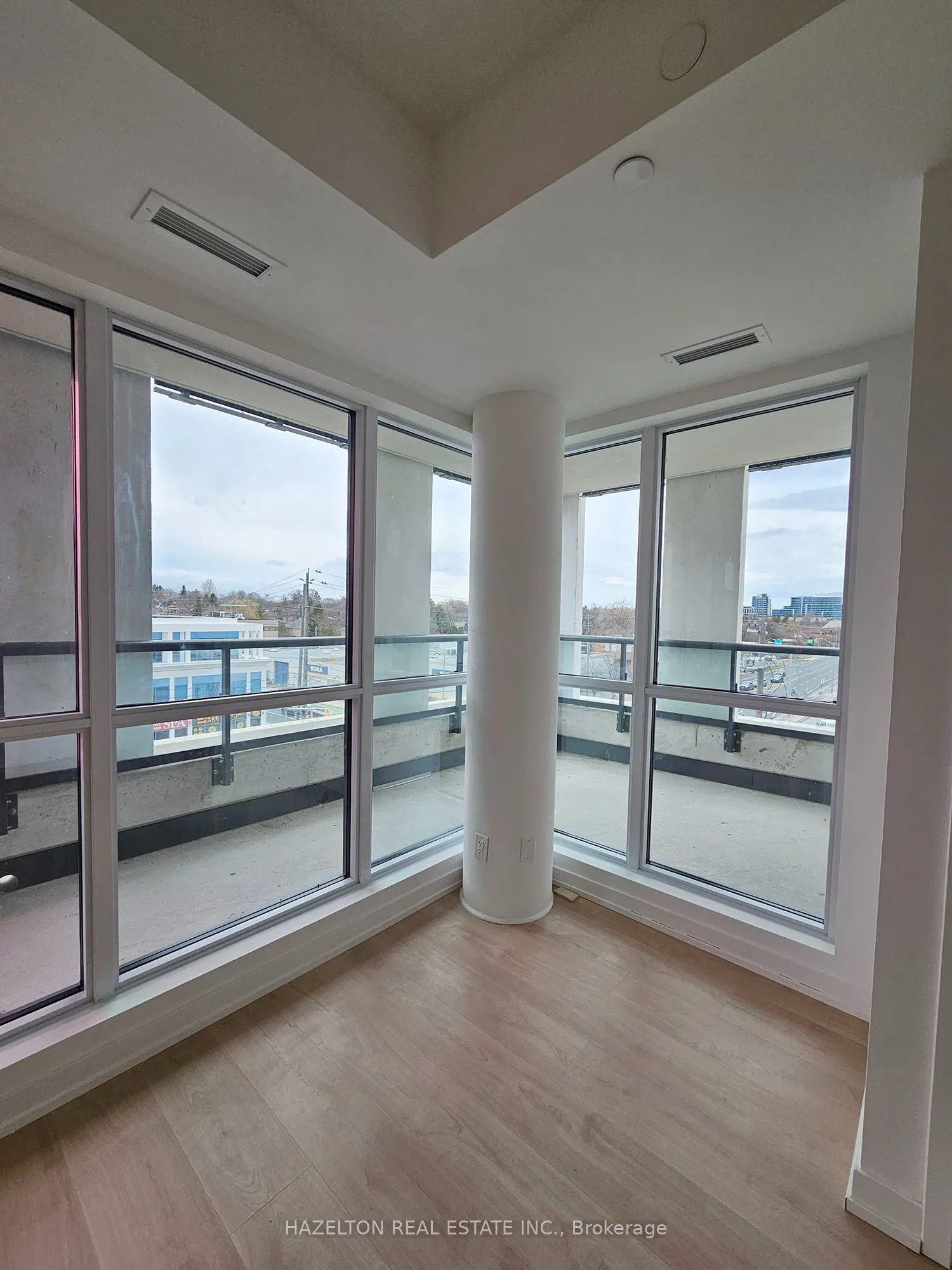 181 Sheppard Avenue E #406
