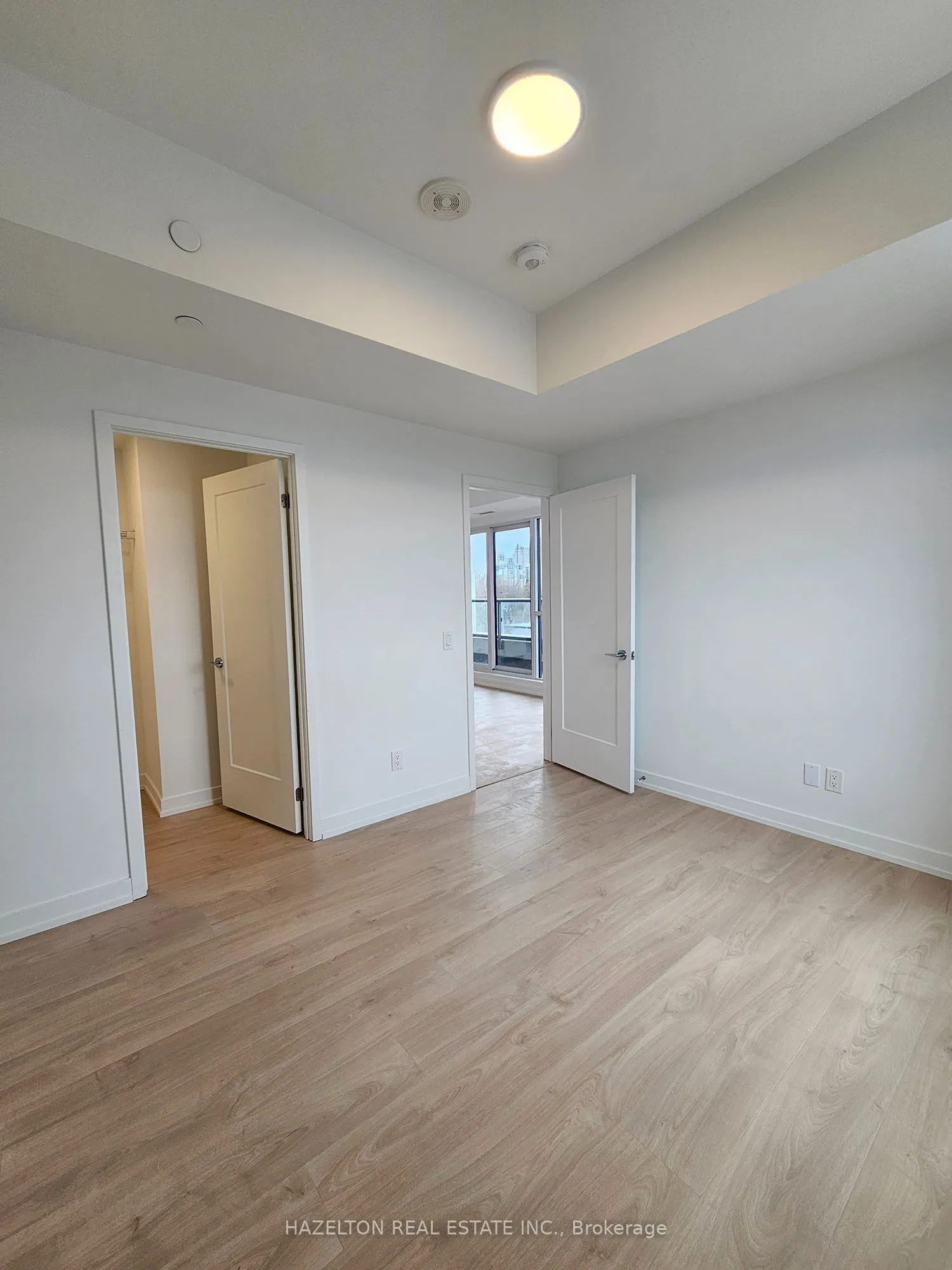 181 Sheppard Avenue E #406
