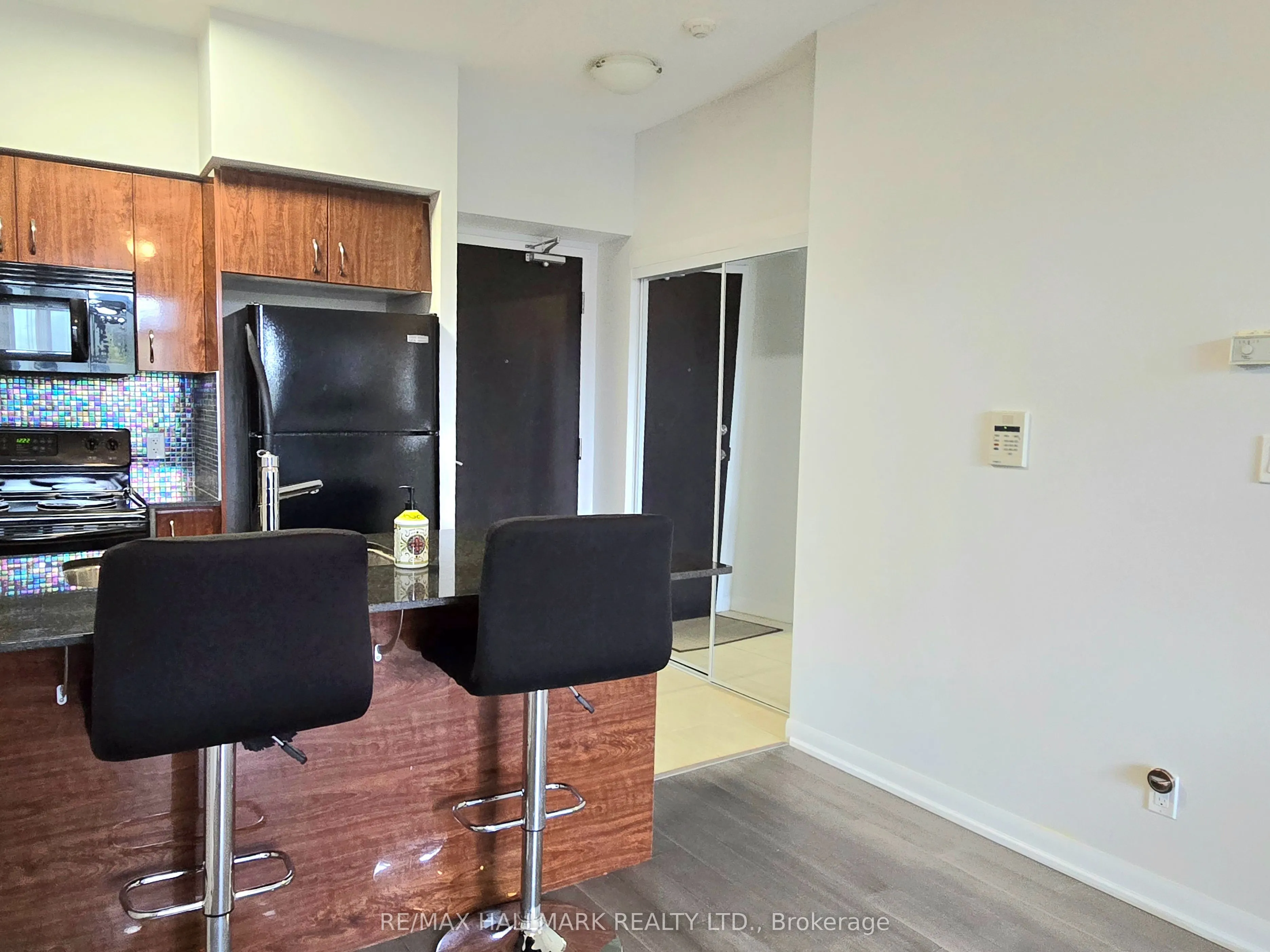 5791 Yonge Street #307