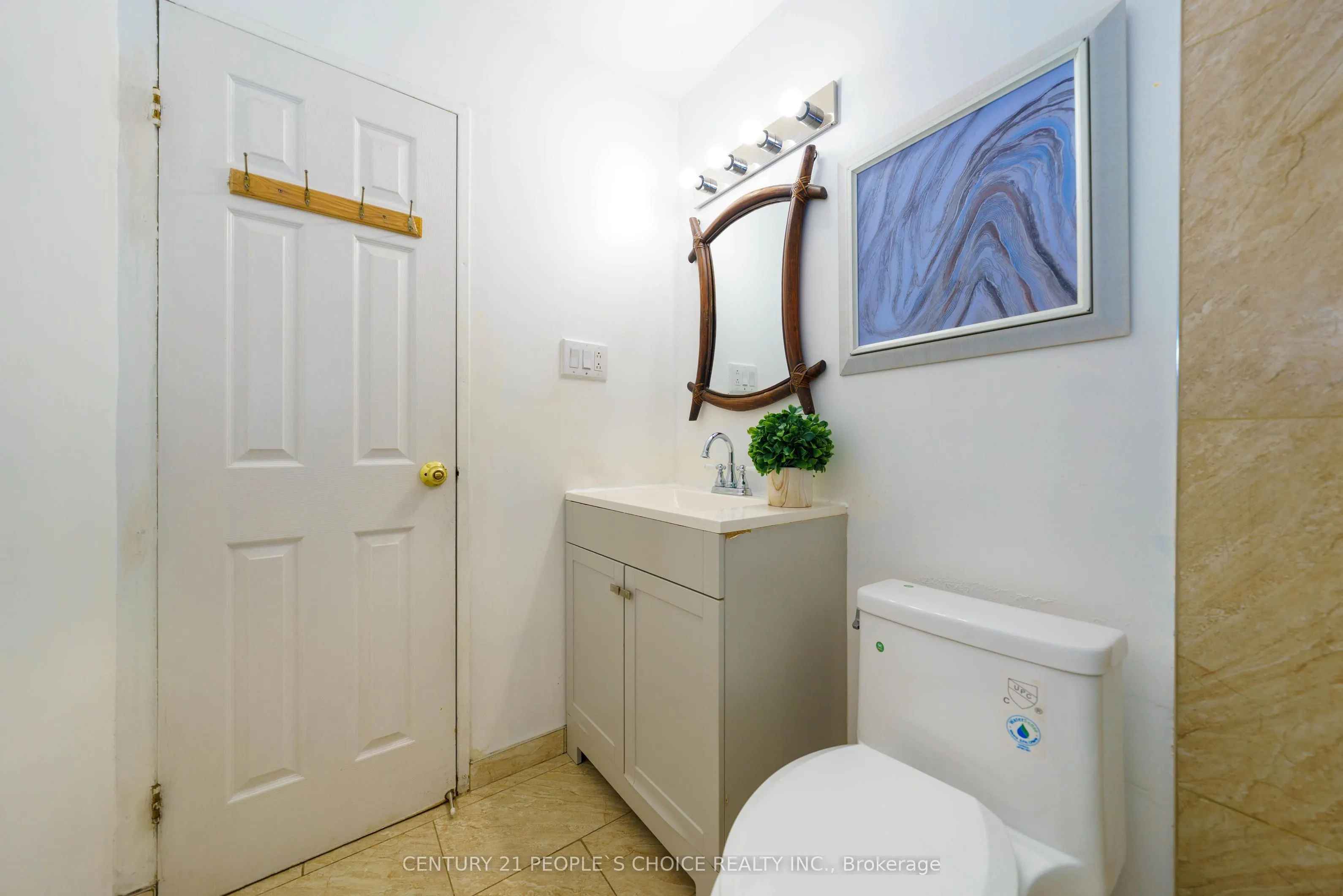 172 Hollyberry Trail