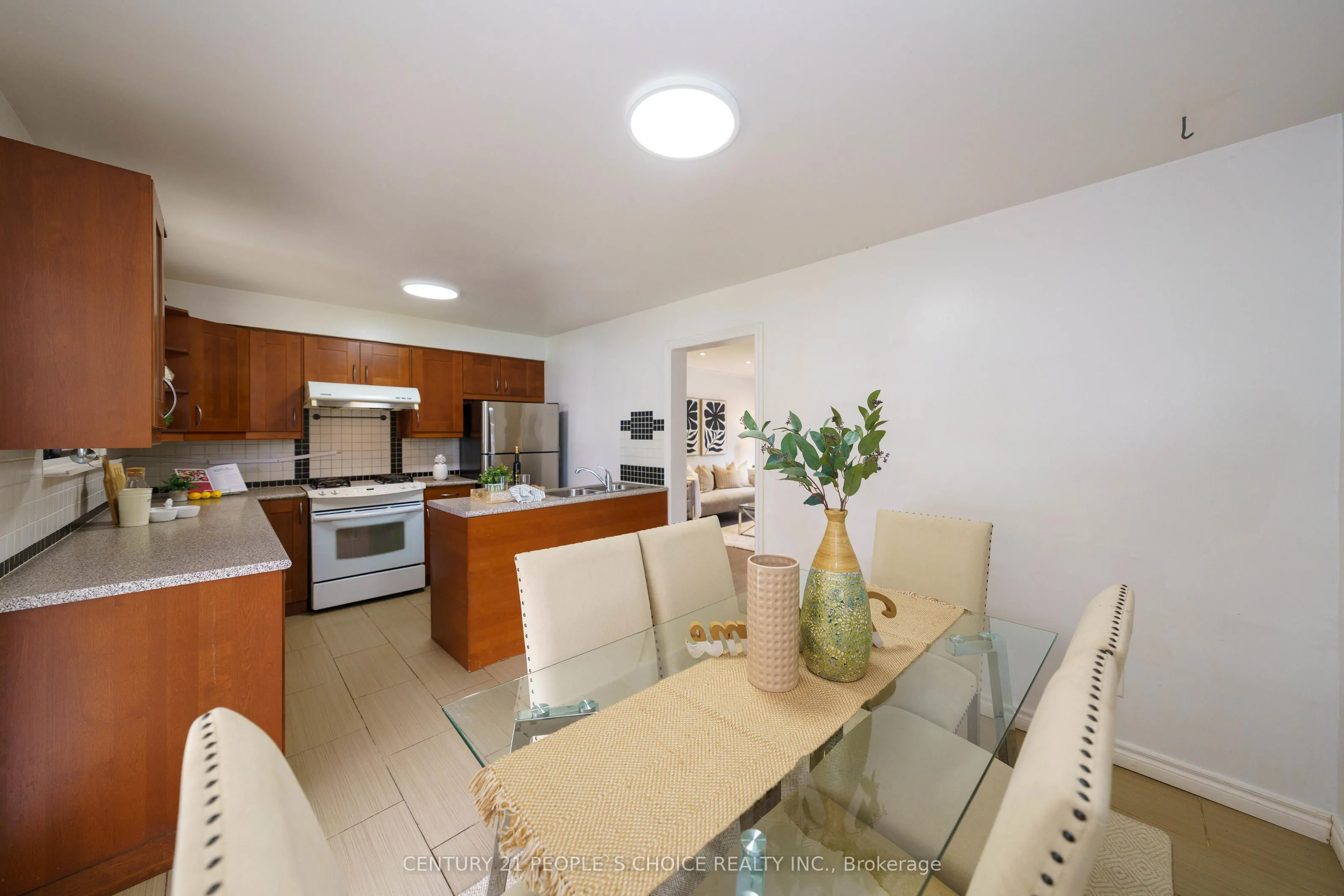172 Hollyberry Trail