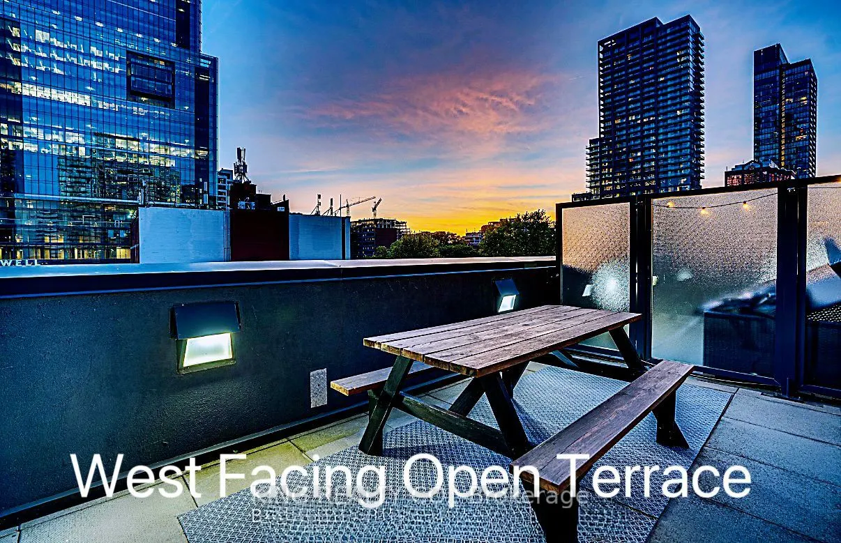 352 Front Street W #210