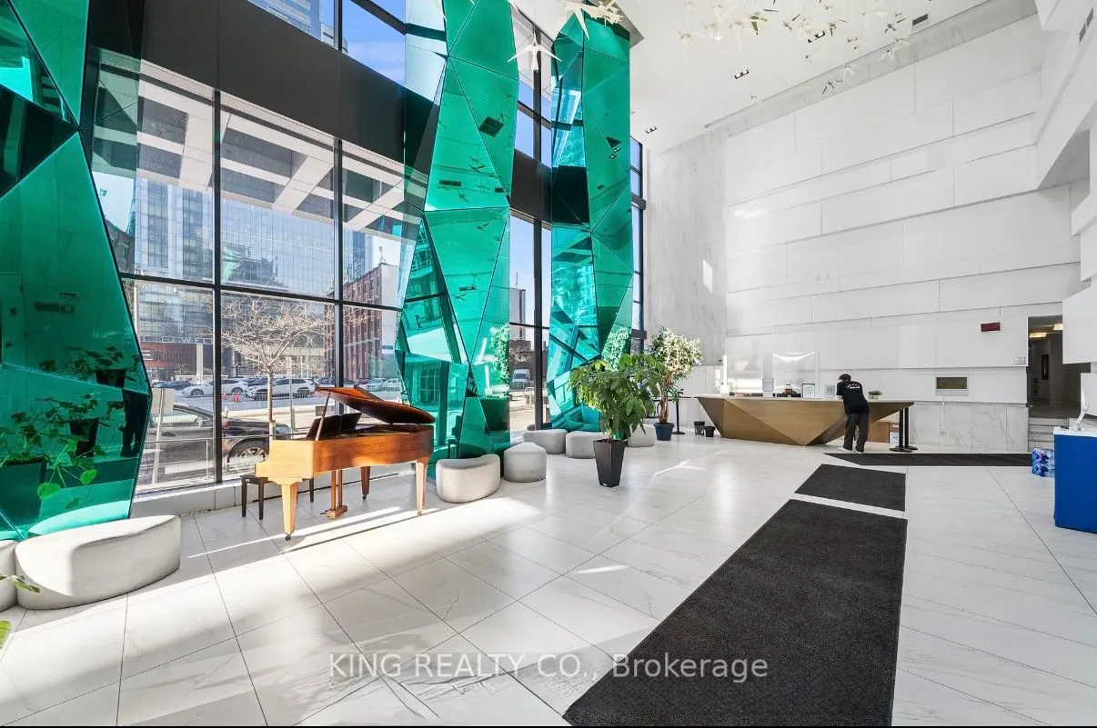 352 Front Street W #210
