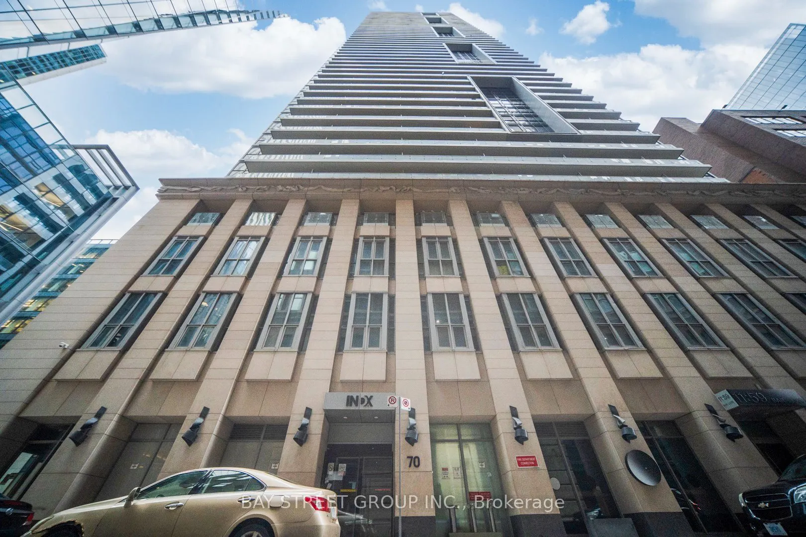 70 Temperance Street #712