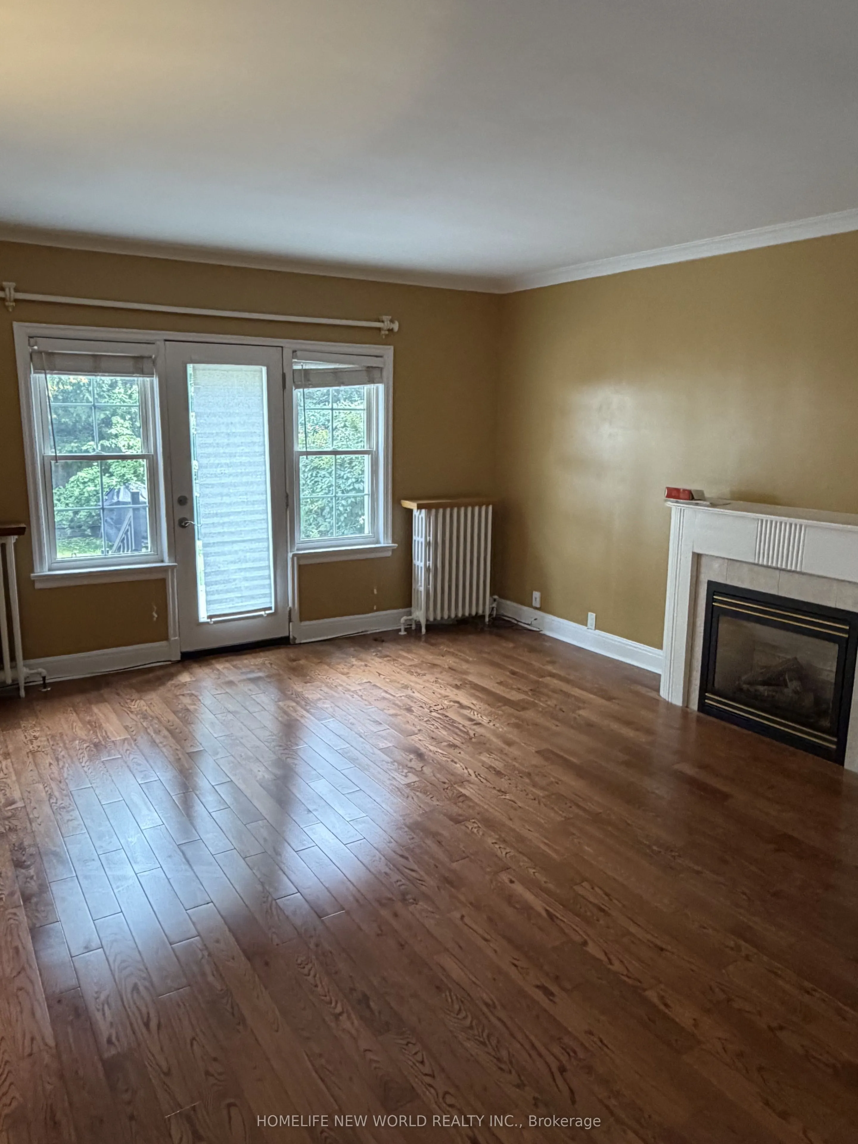 1217 Avenue Road #3