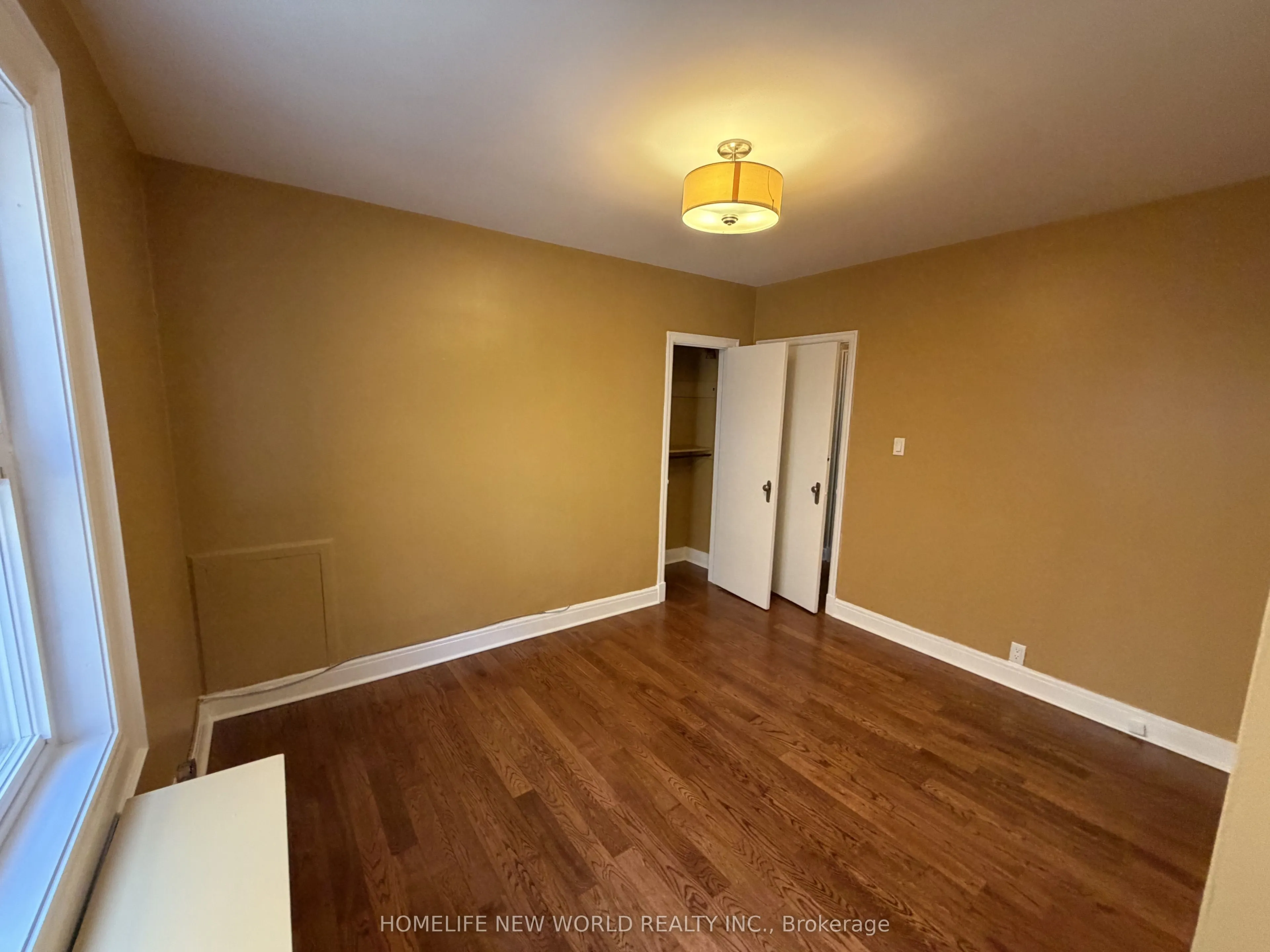1217 Avenue Road #3
