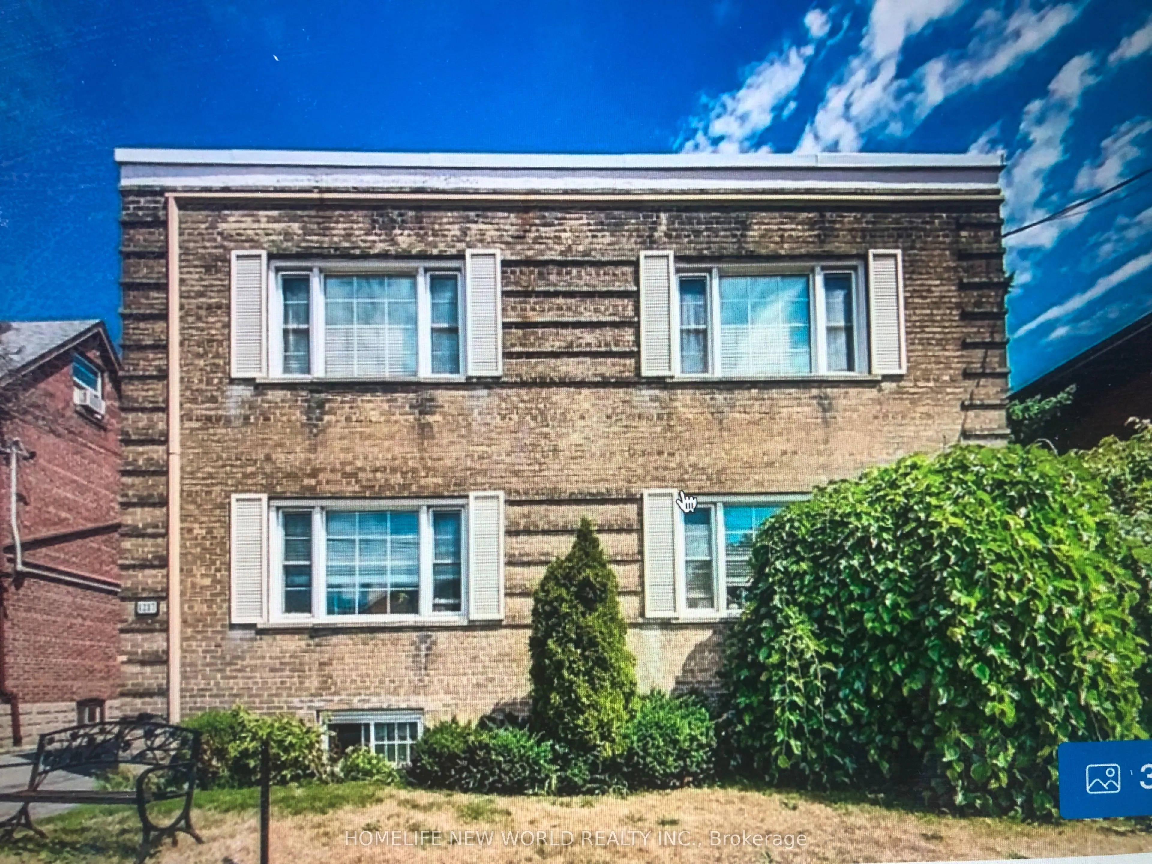 1217 Avenue Road #3