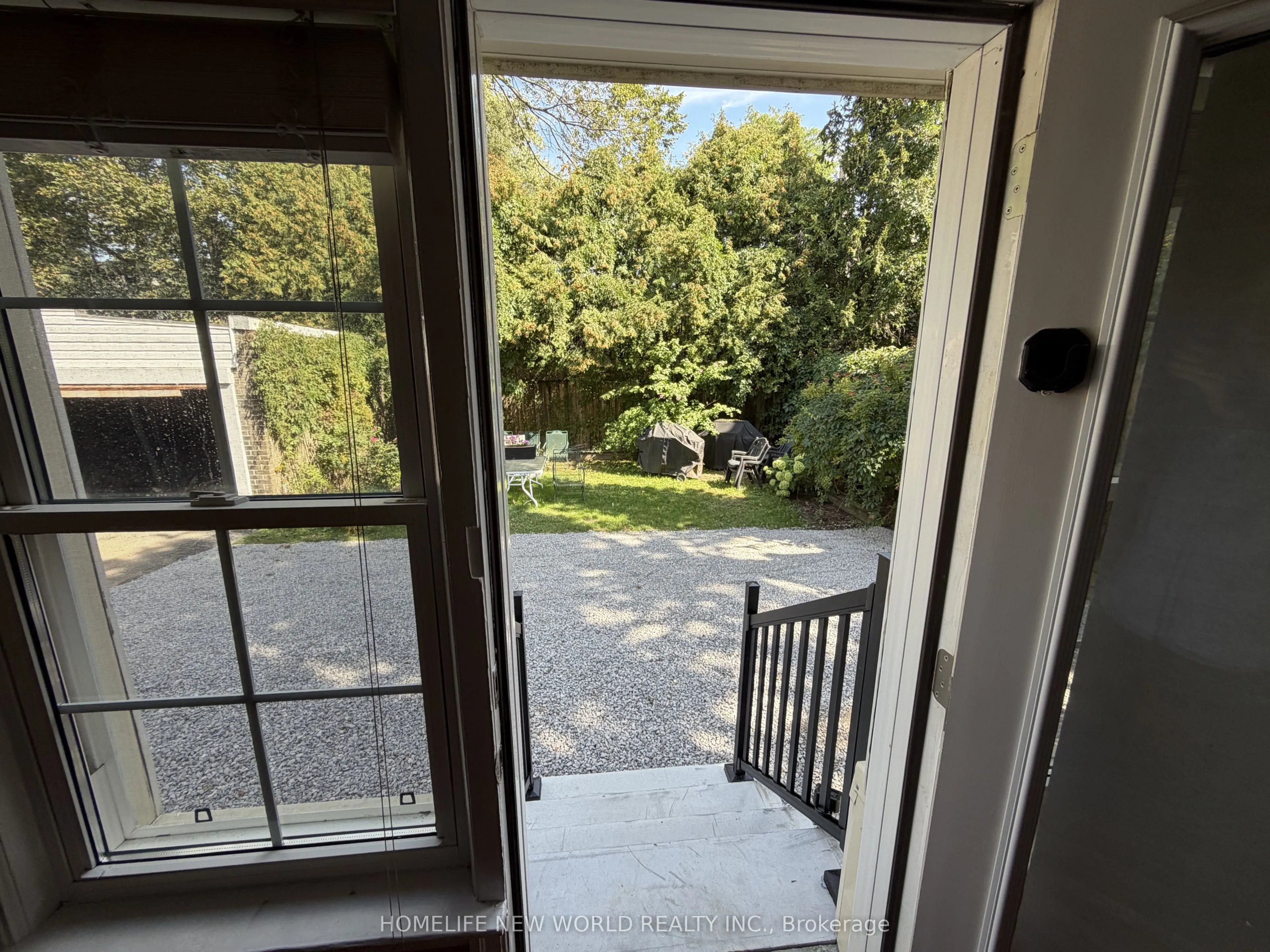 1217 Avenue Road #3