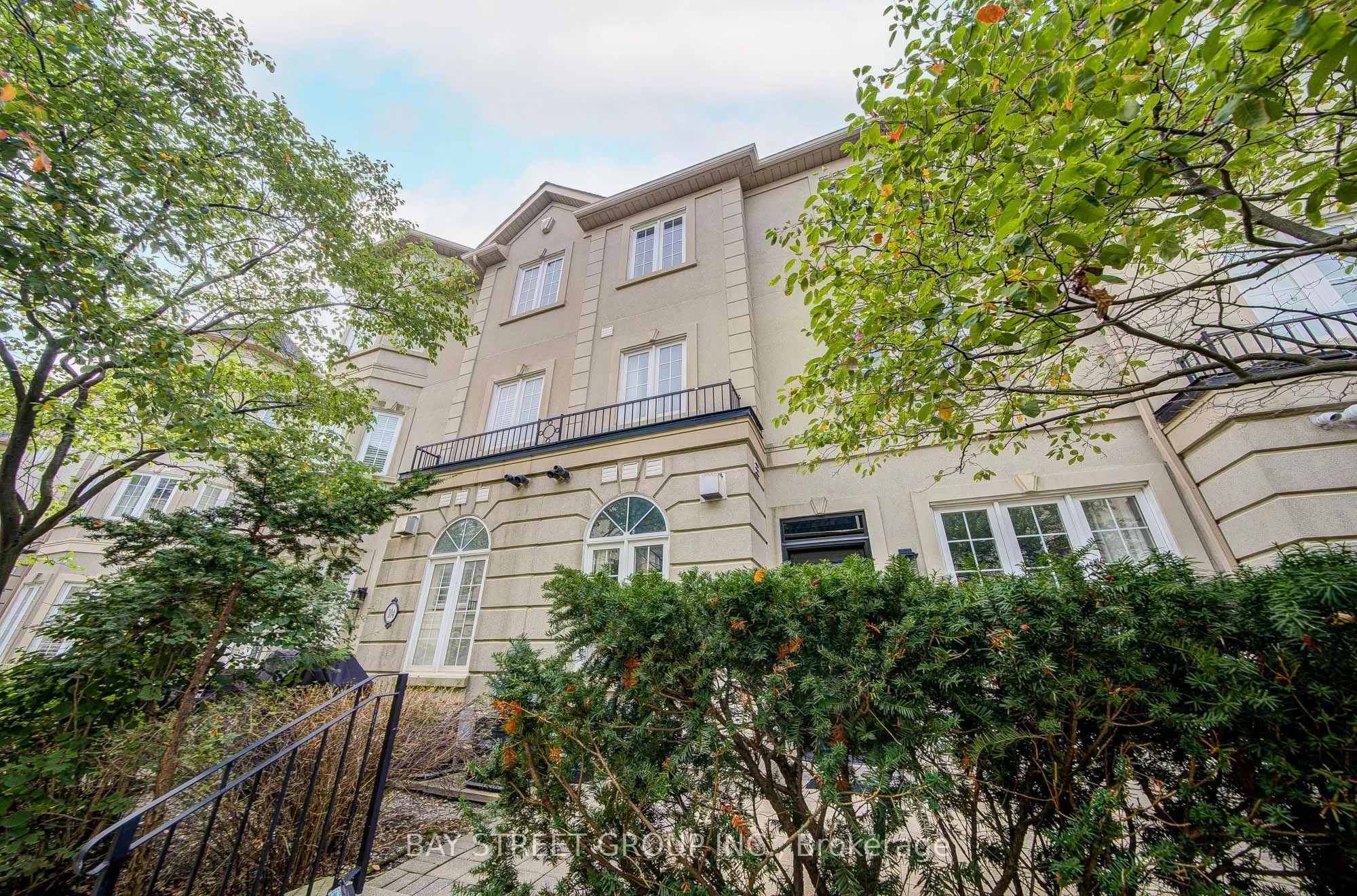 11 Everson Drive #105