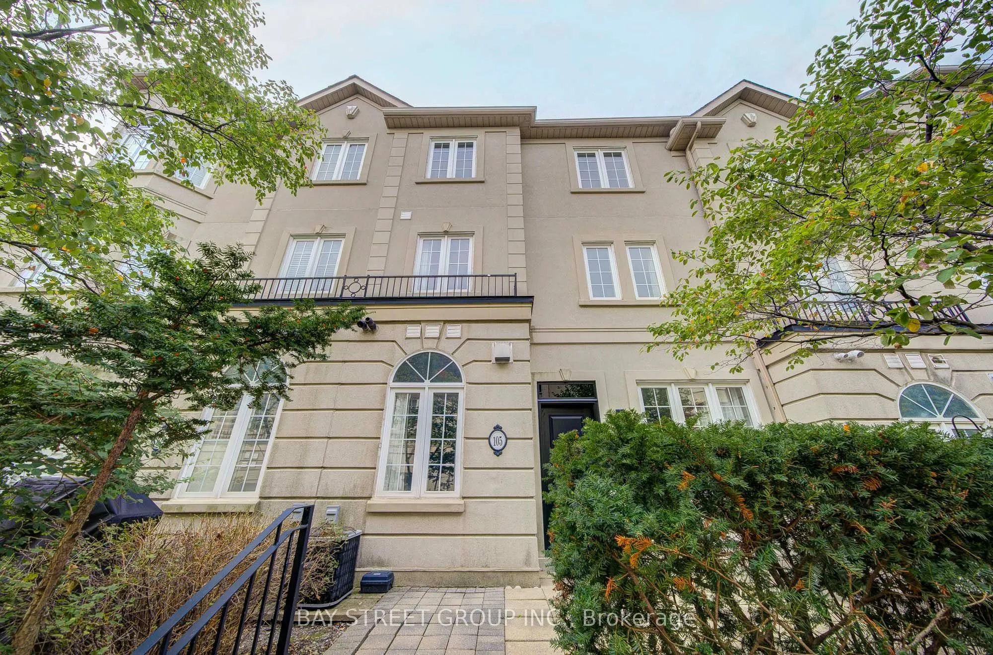 11 Everson Drive #105
