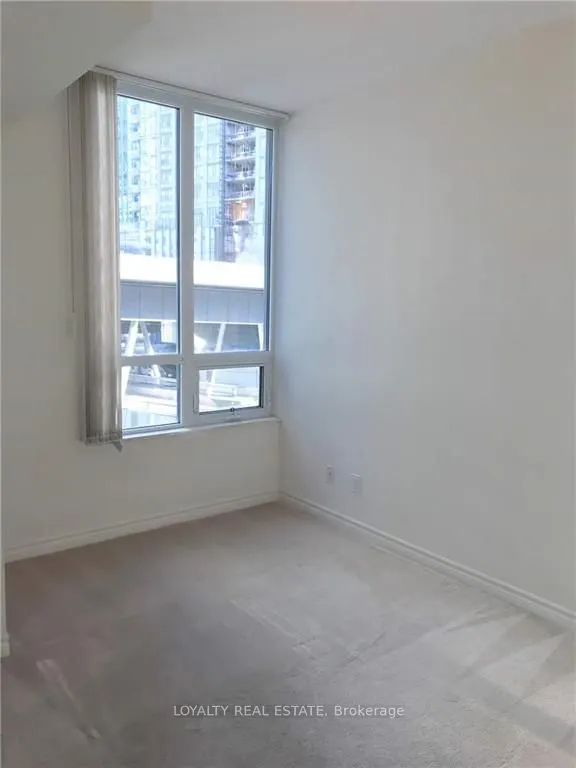 19 Grand Trunk Crescent #309