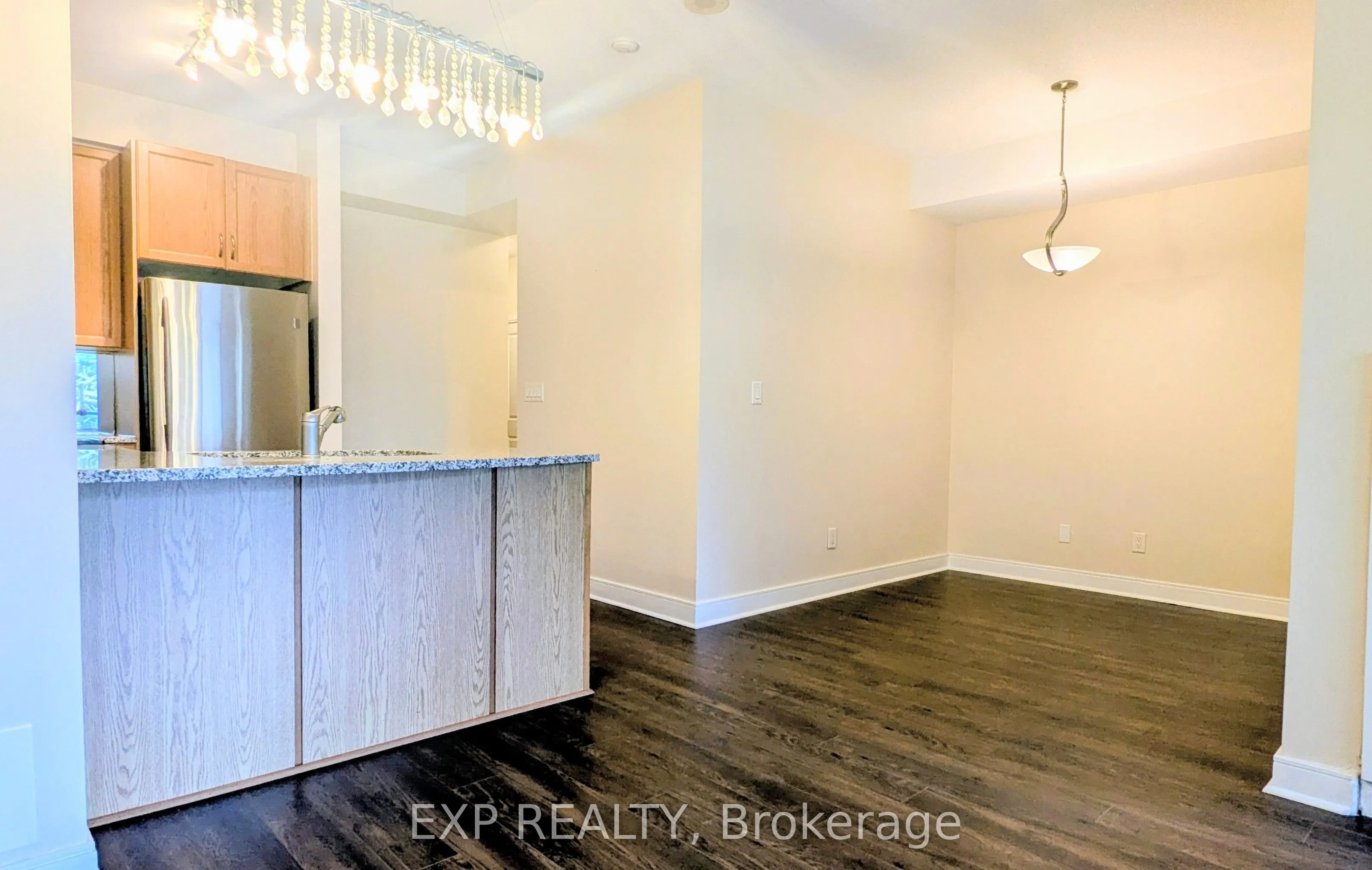 18 Yorkville Avenue #209