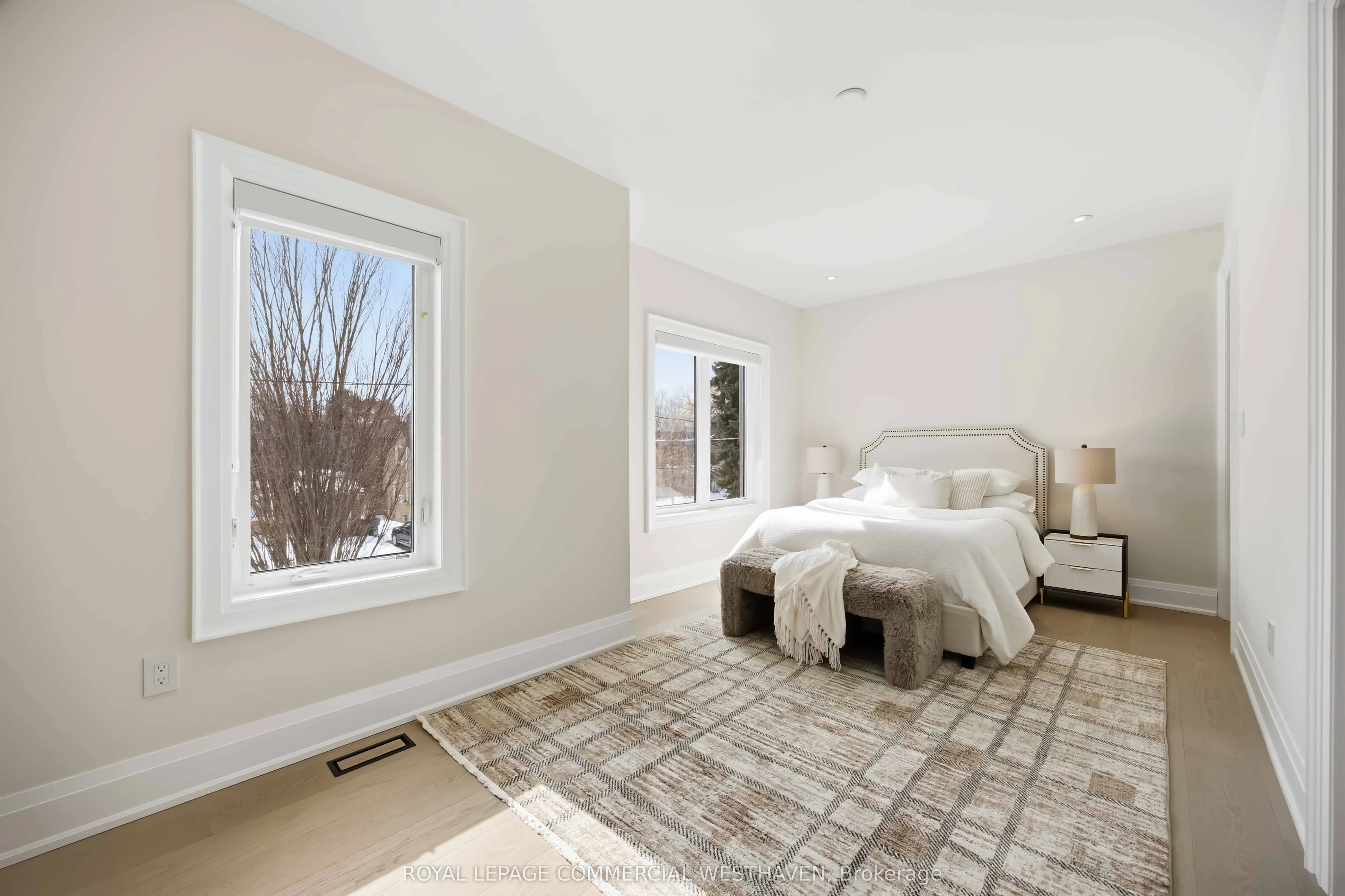 98 Charleswood Drive