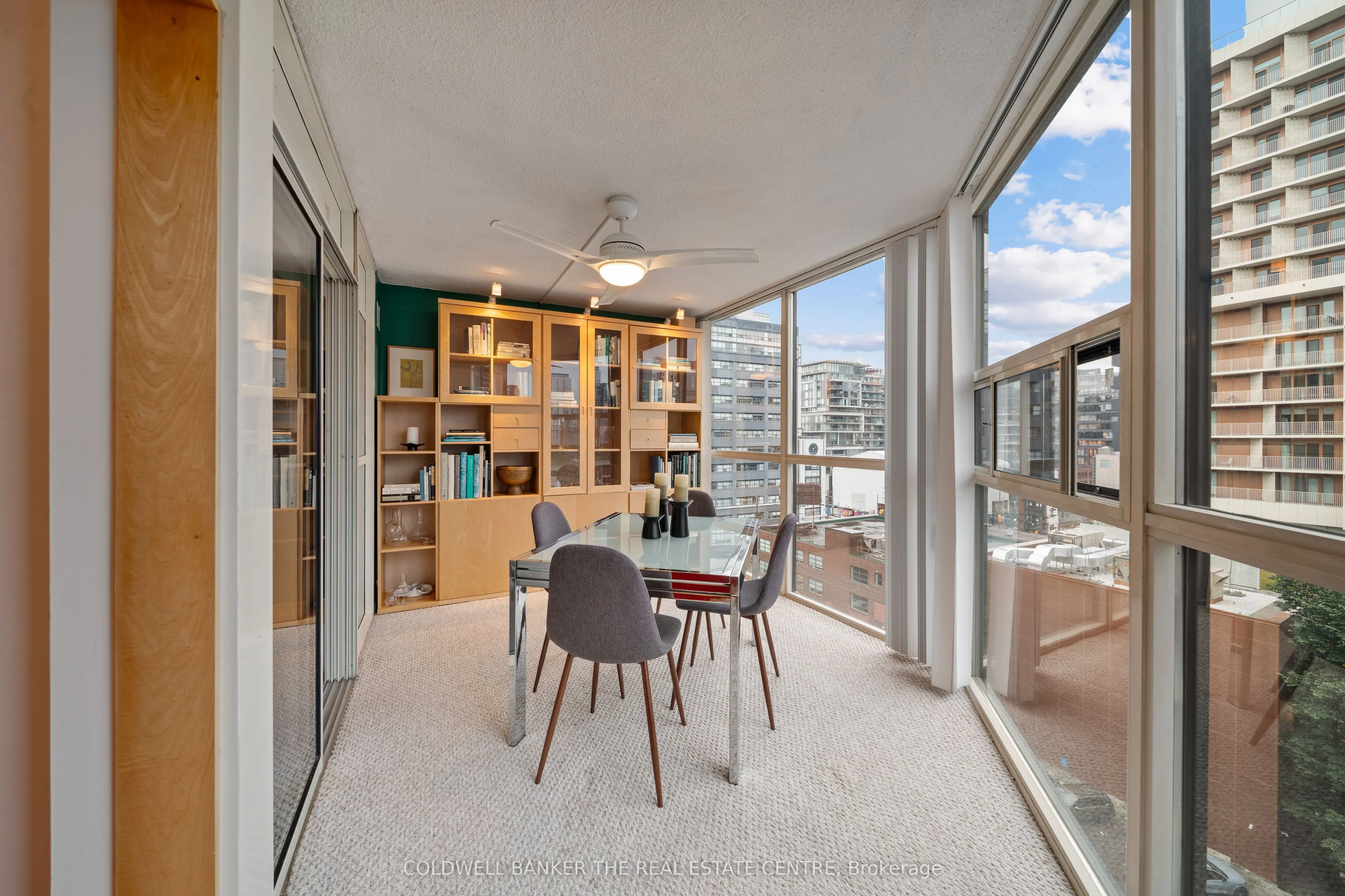 701 King Street W #1007