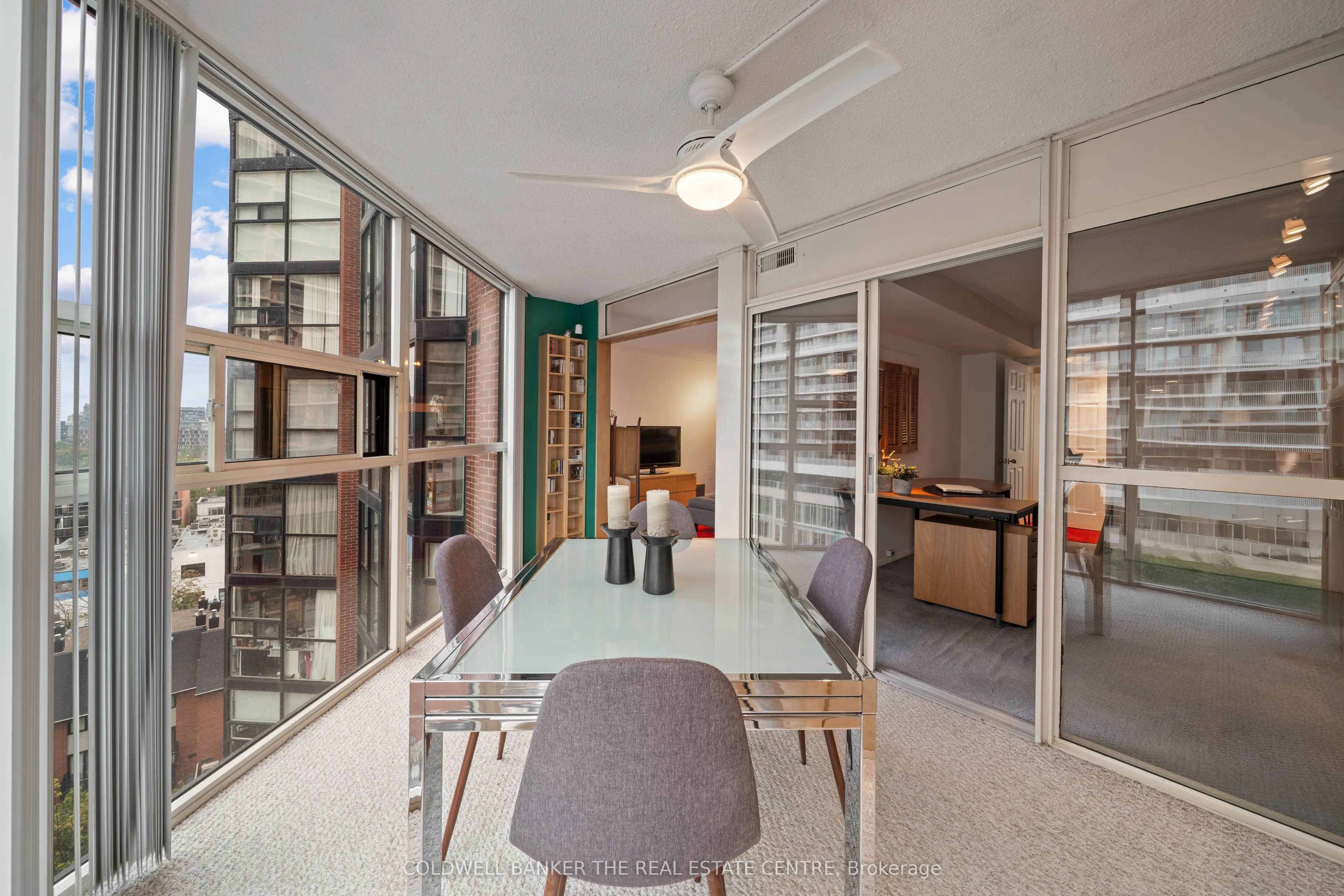 701 King Street W #1007
