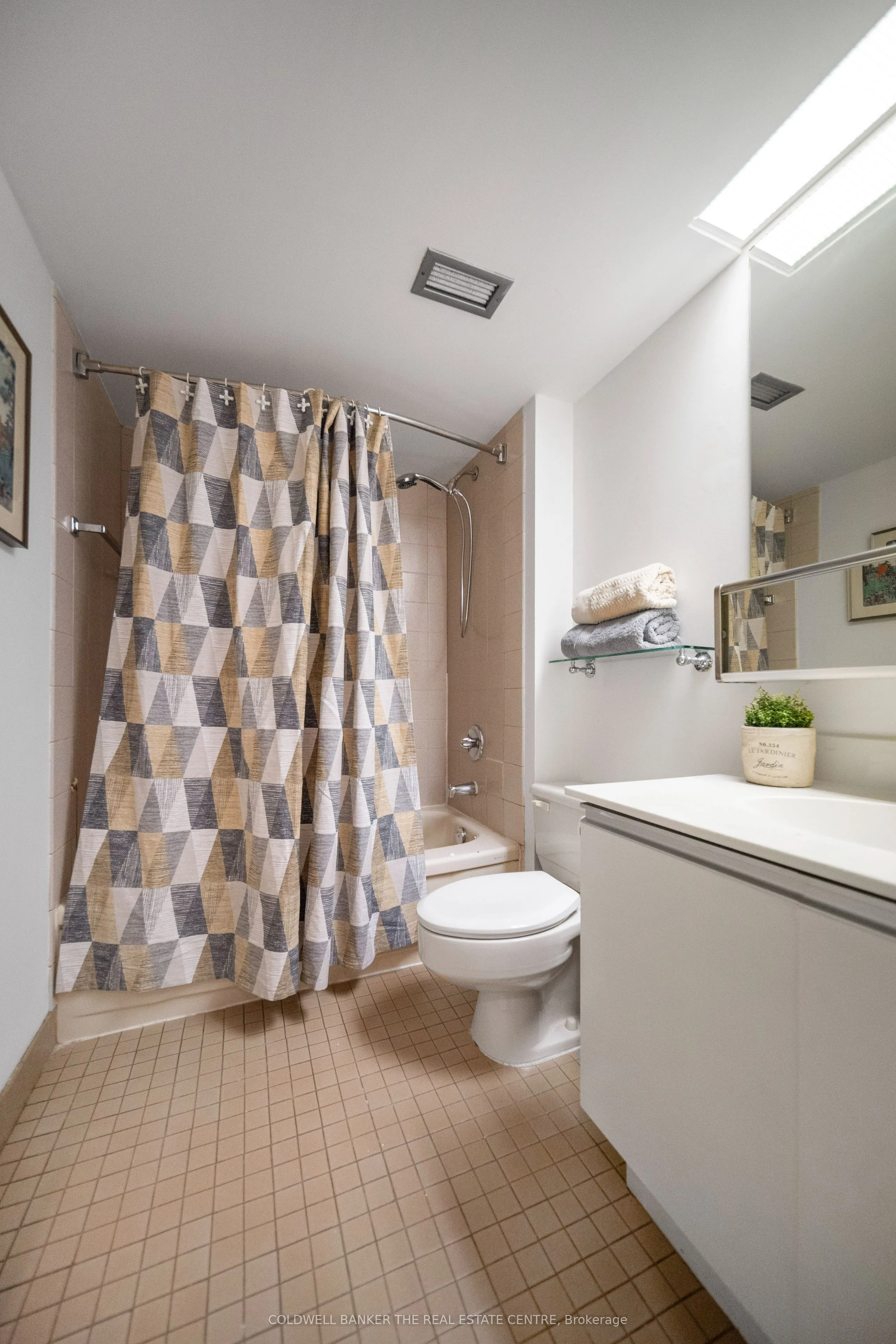 701 King Street W #1007