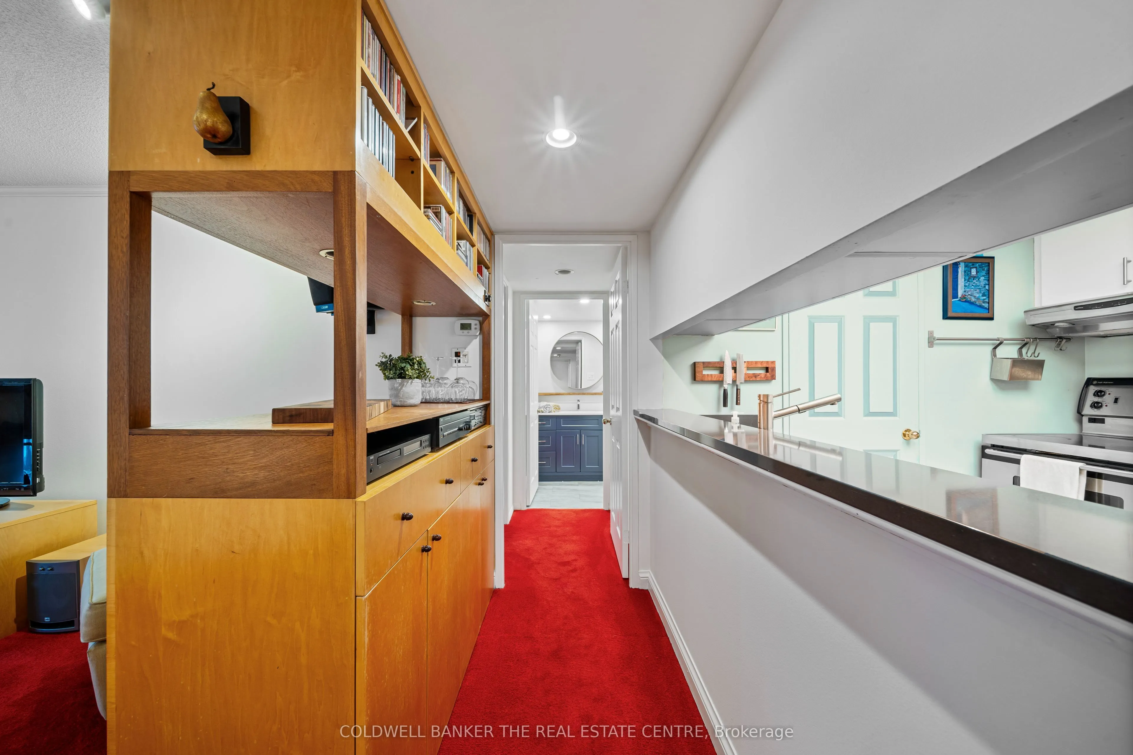 701 King Street W #1007