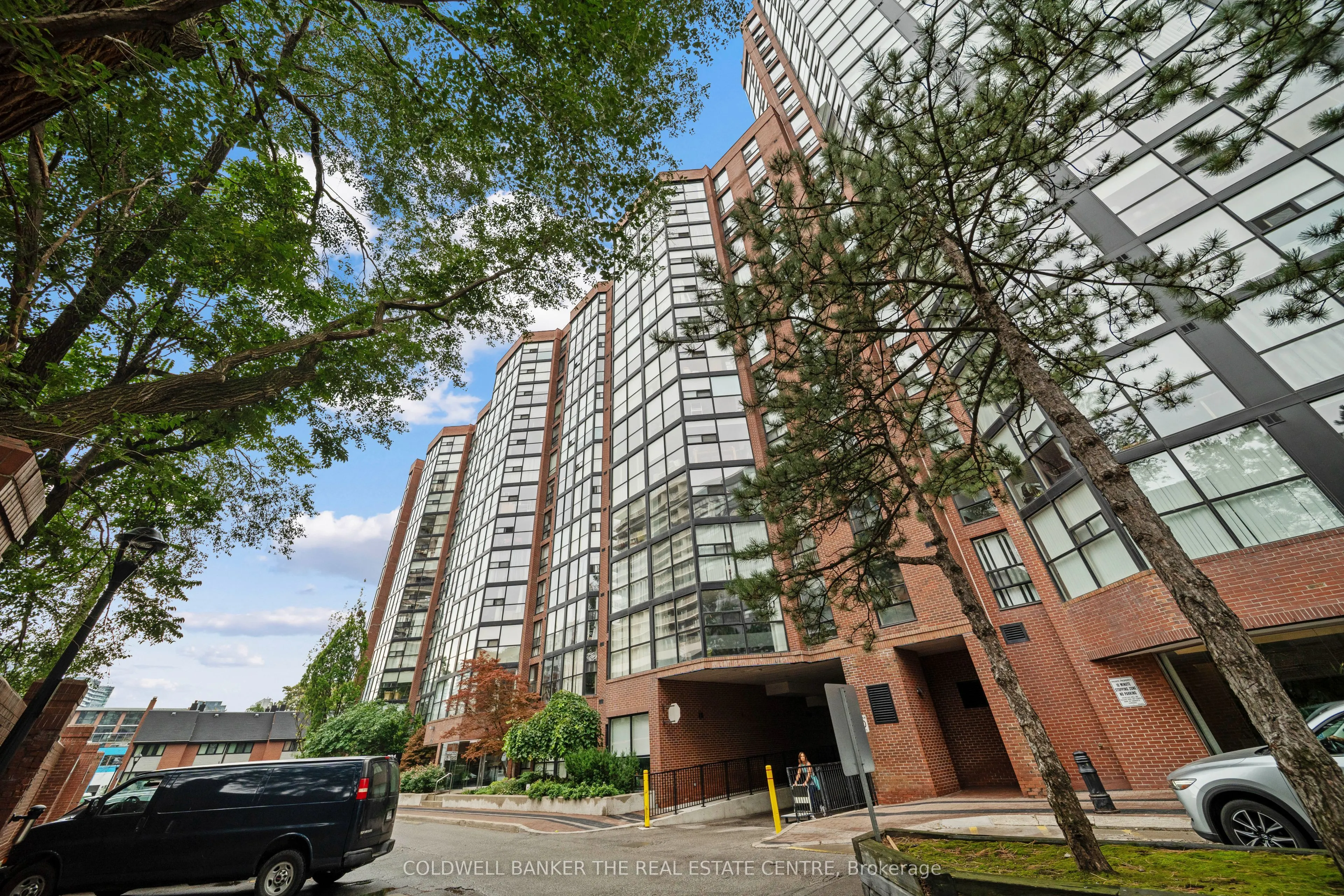 701 King Street W #1007