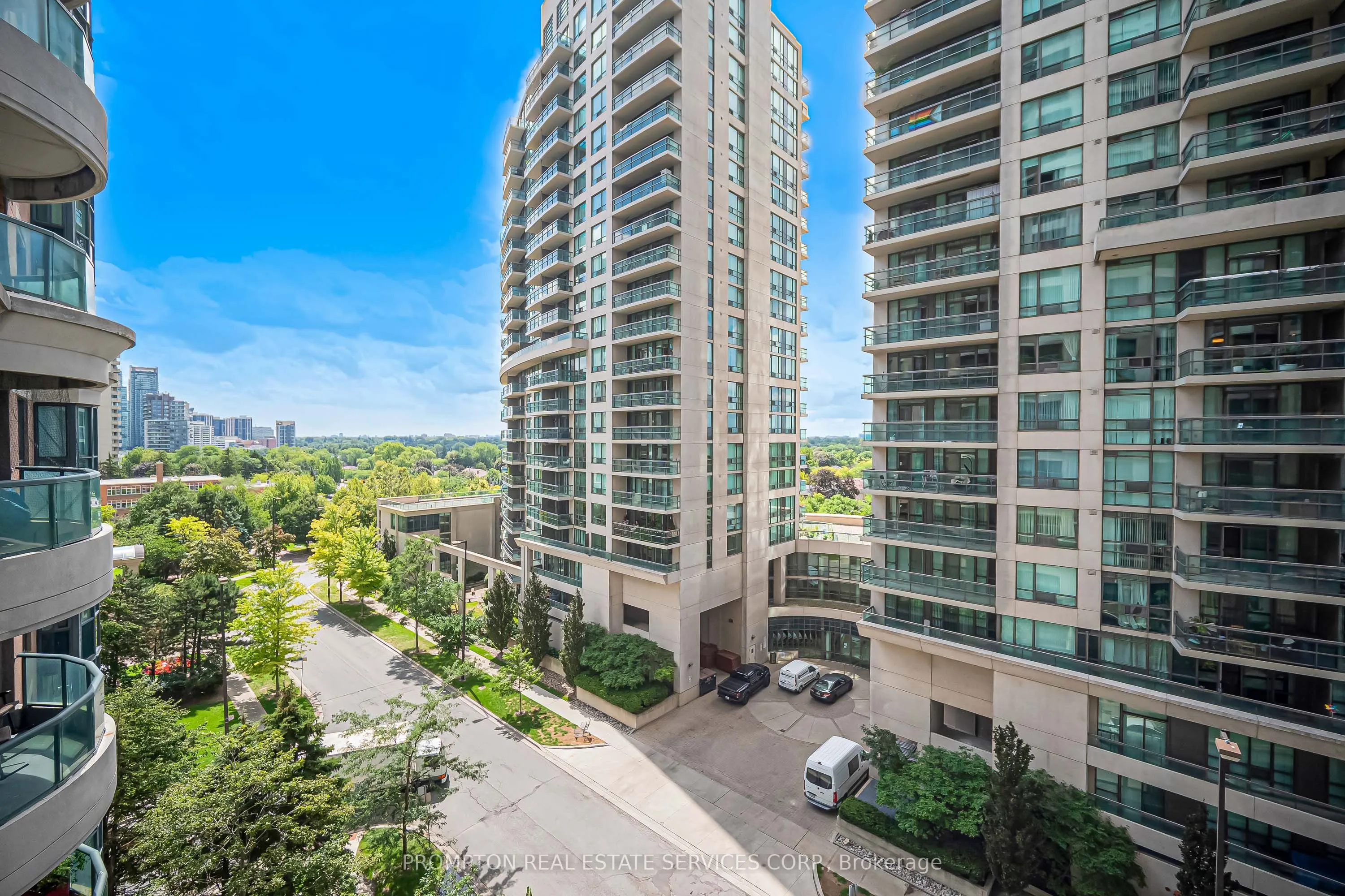 7 Lorraine Drive #807