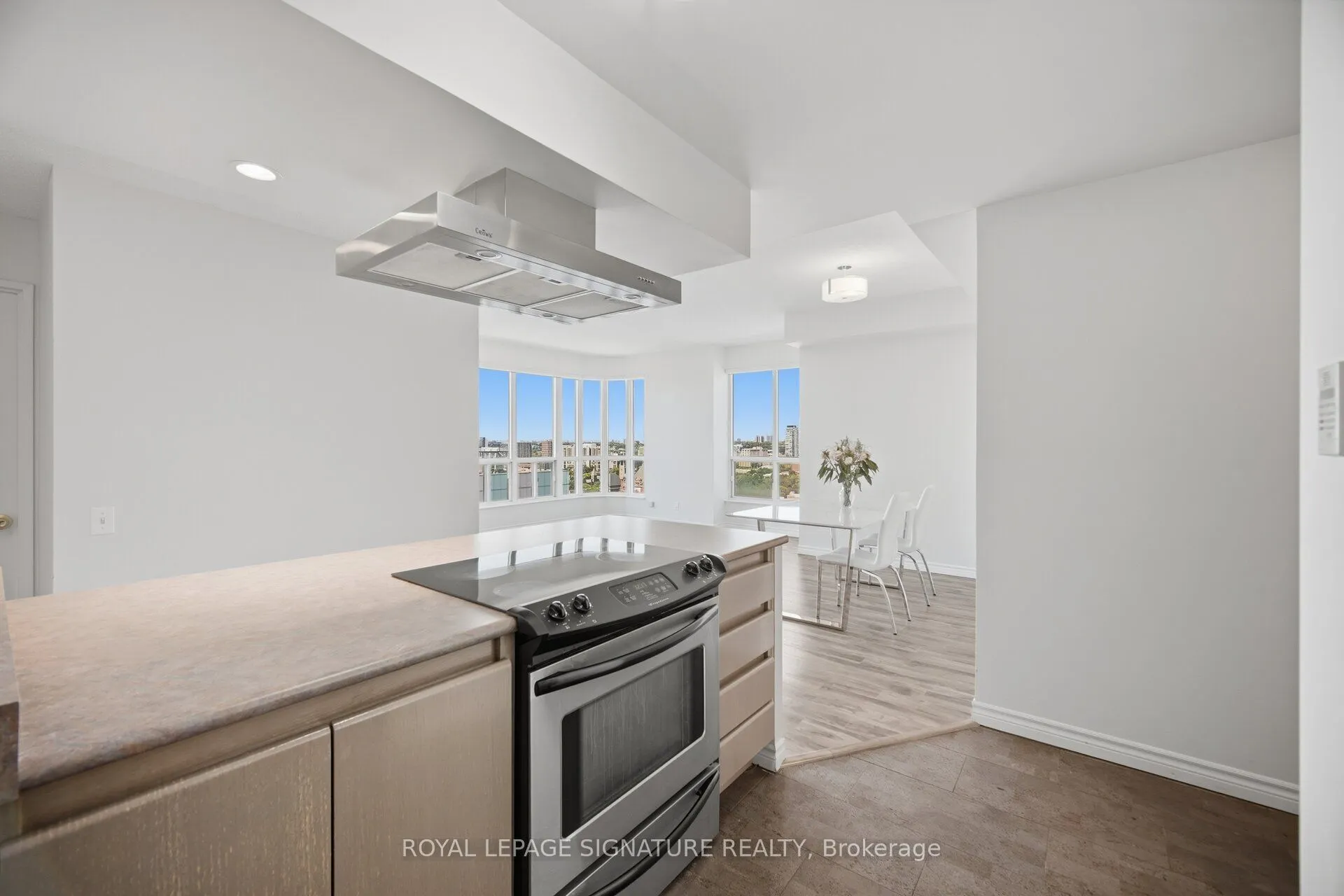 750 Bay Street #3603