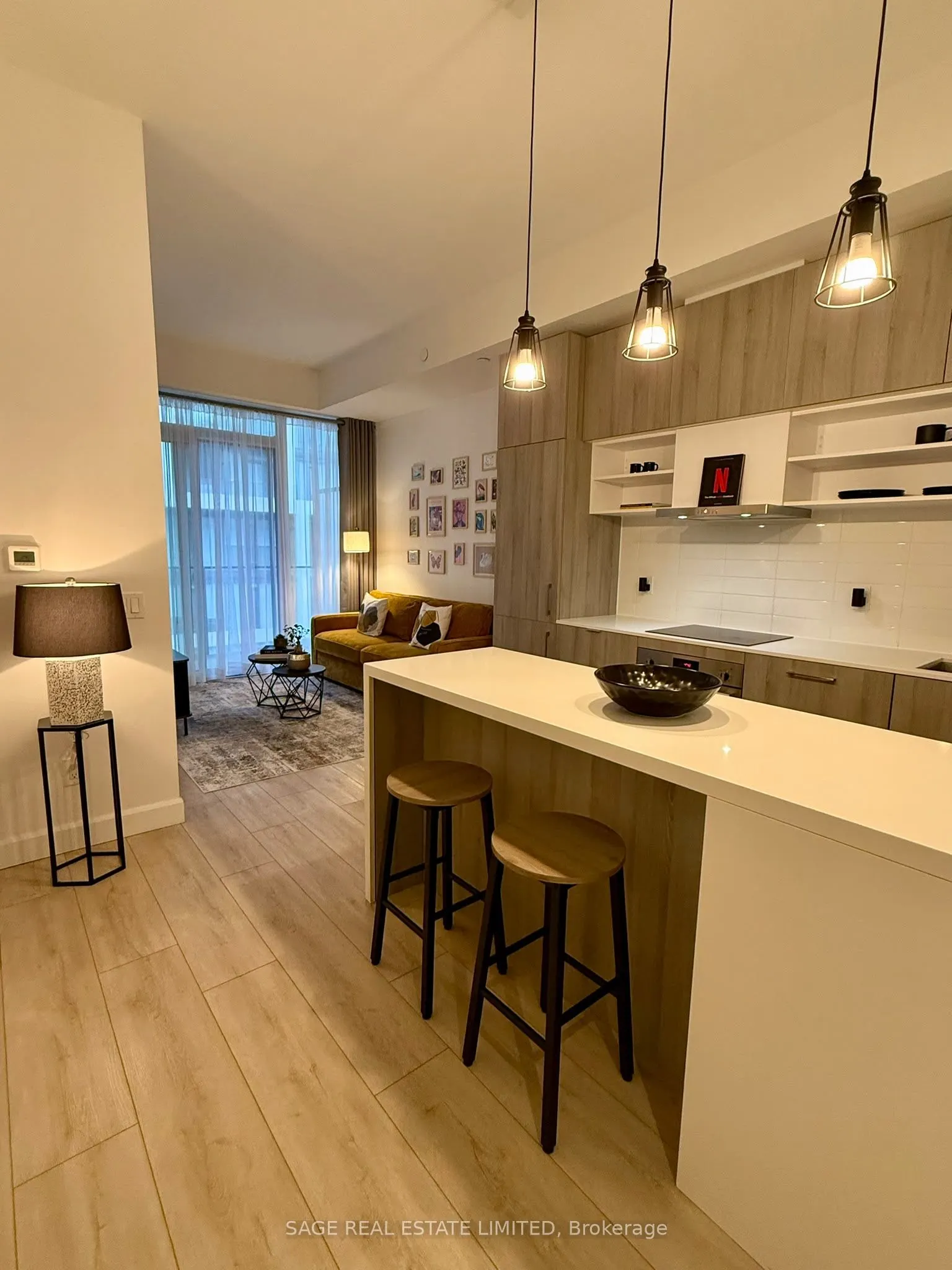 8 Hillsdale Avenue #1534