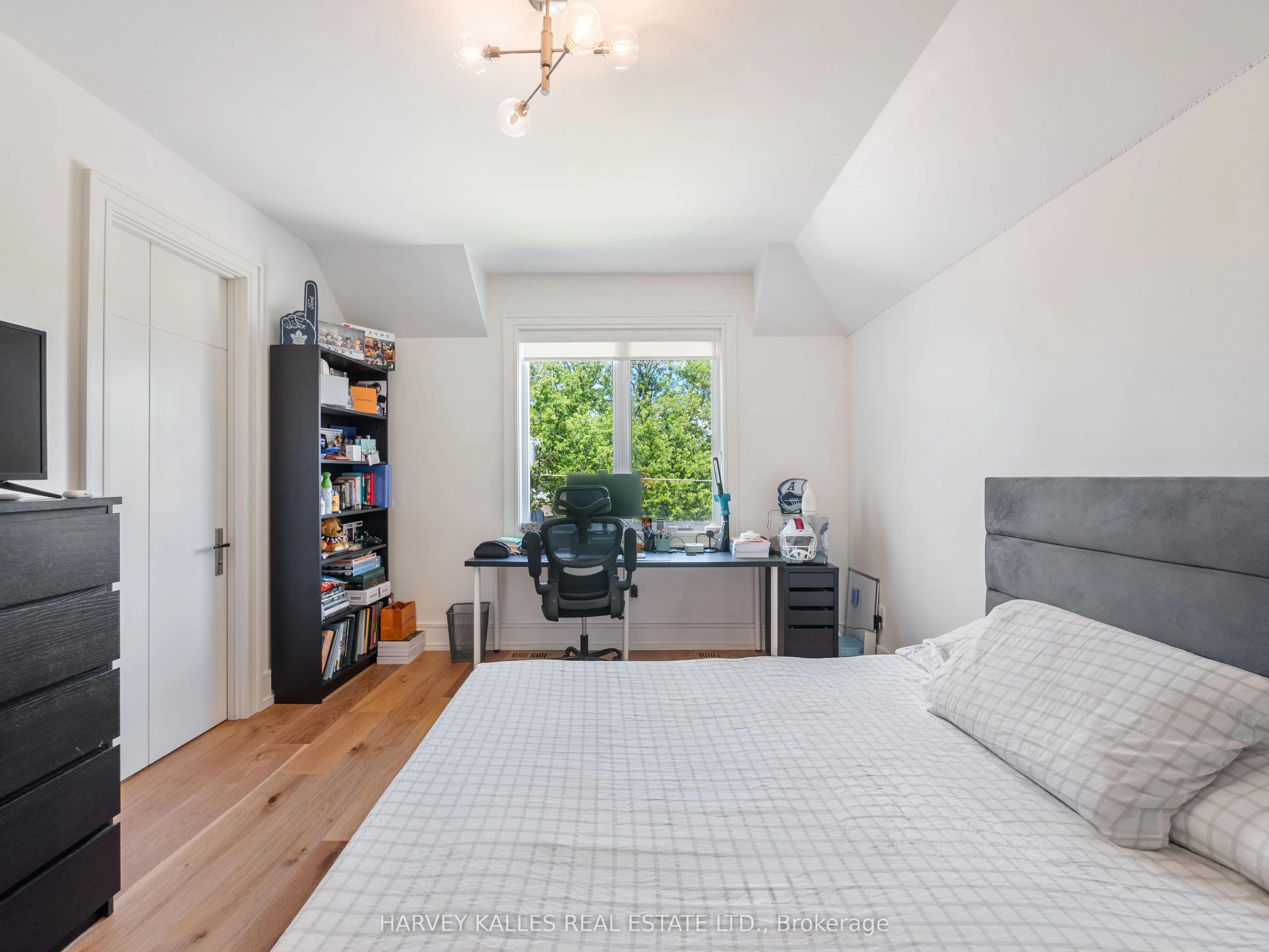 267 Empress Avenue