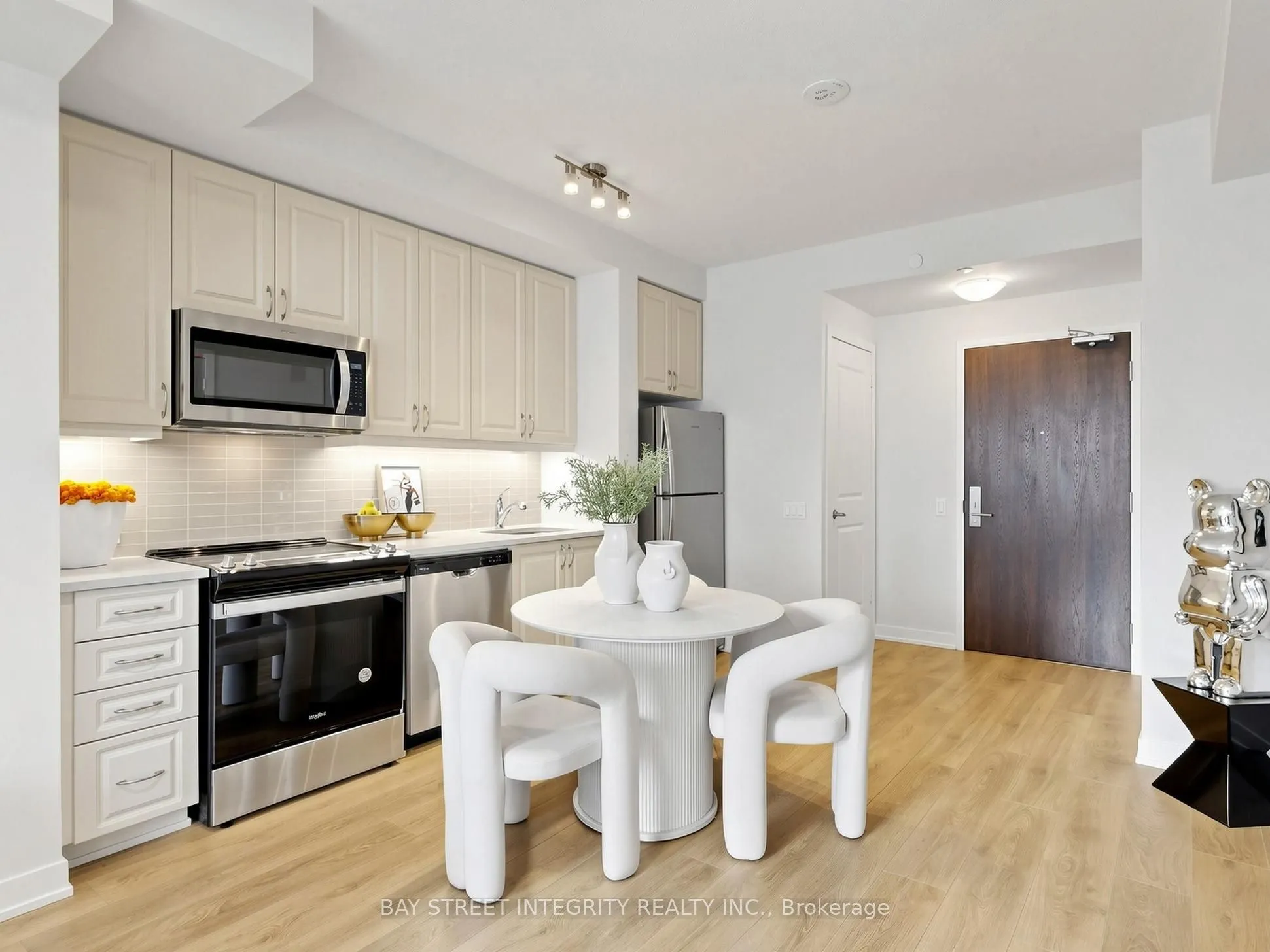 4955 Yonge Street #1616