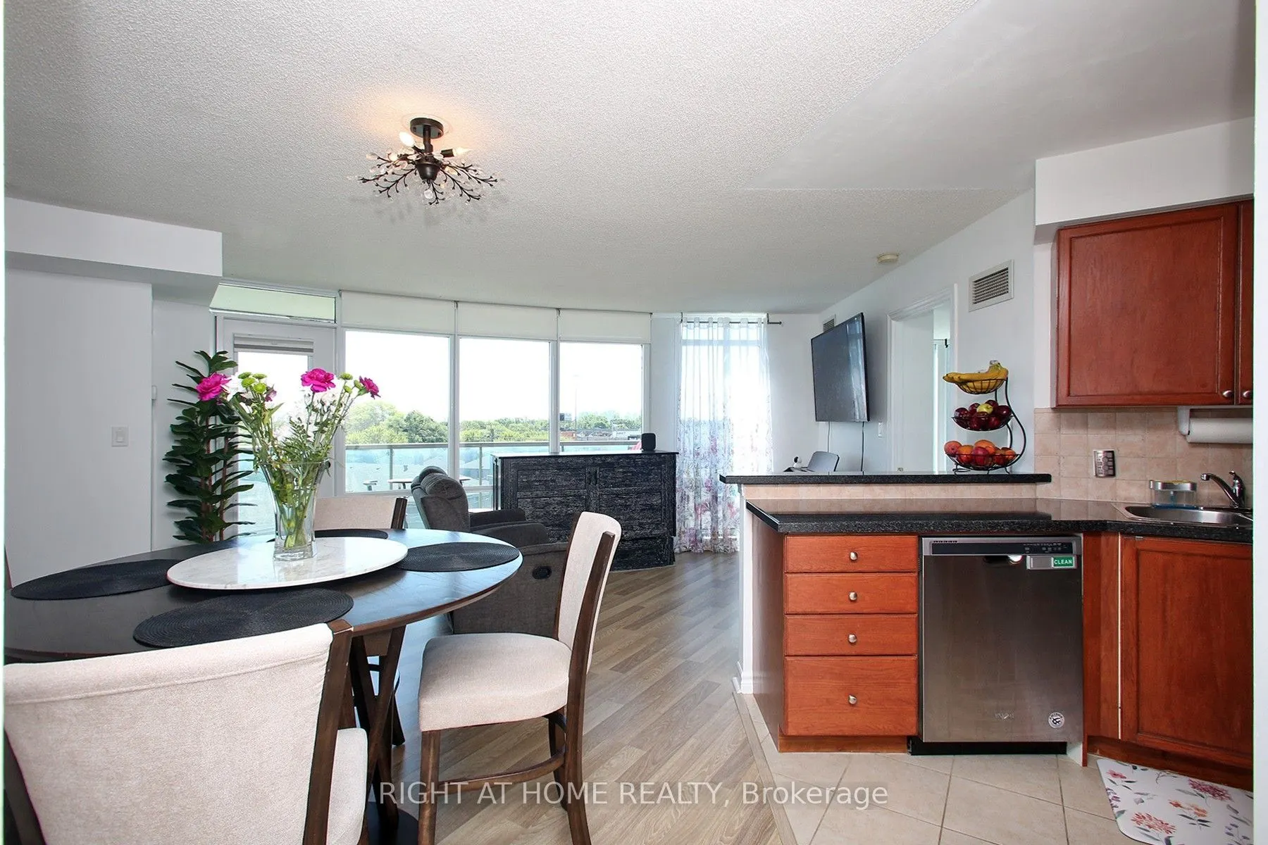 3830 Bathurst Street #505