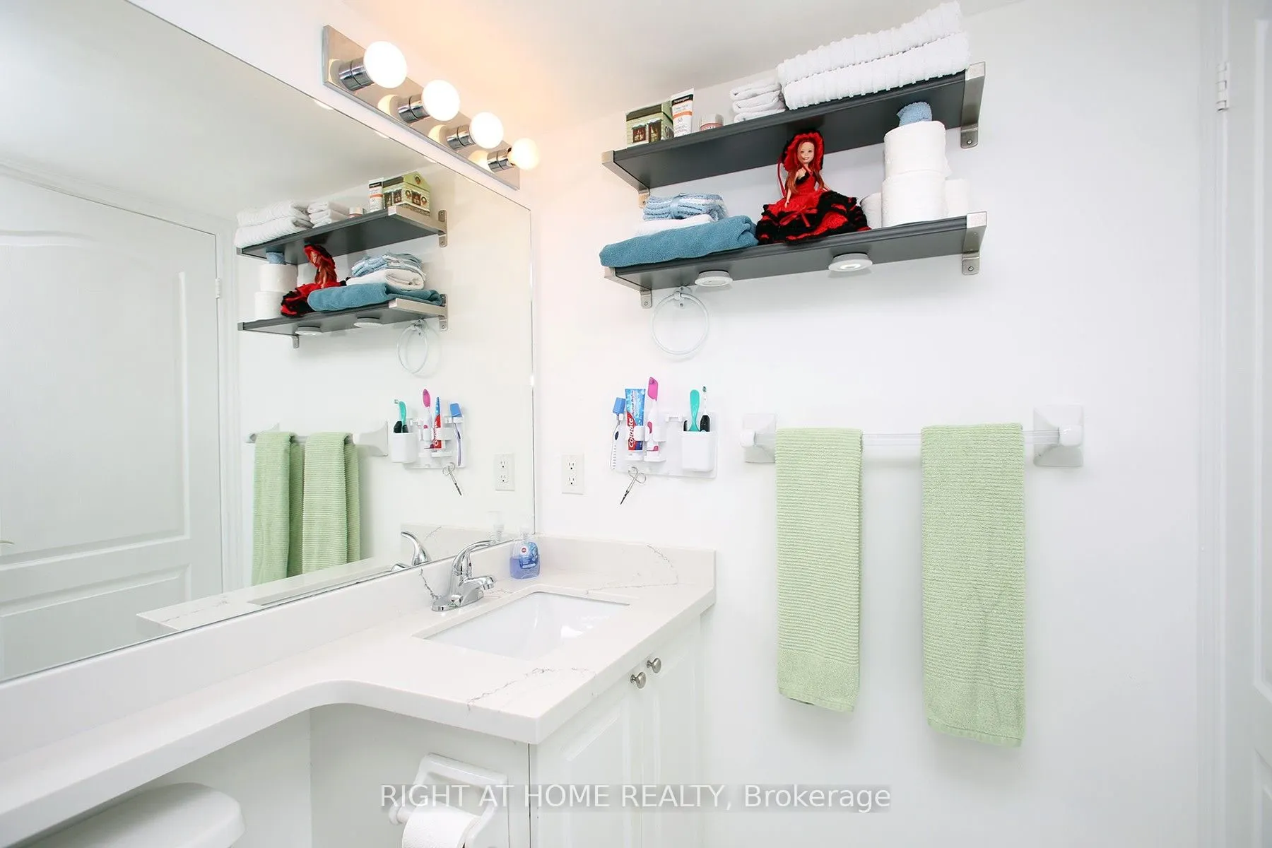 3830 Bathurst Street #505
