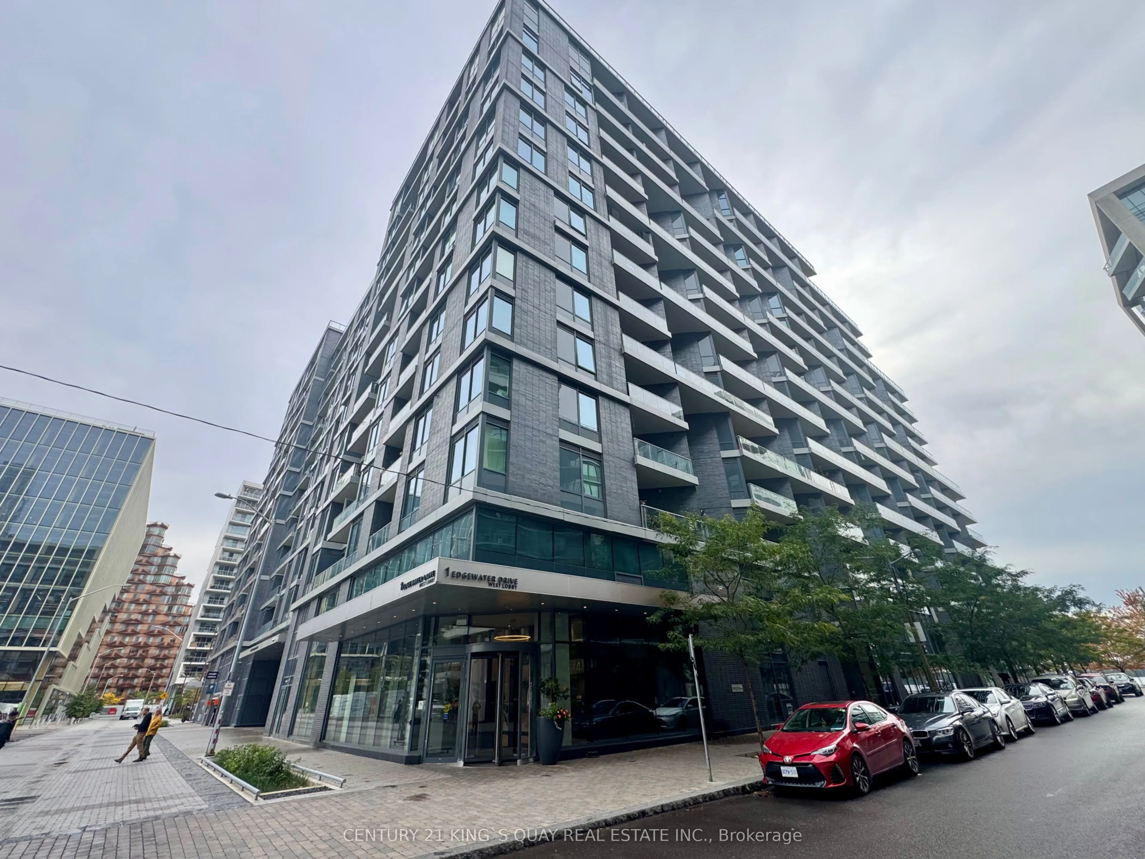 1 Edgewater Drive #820