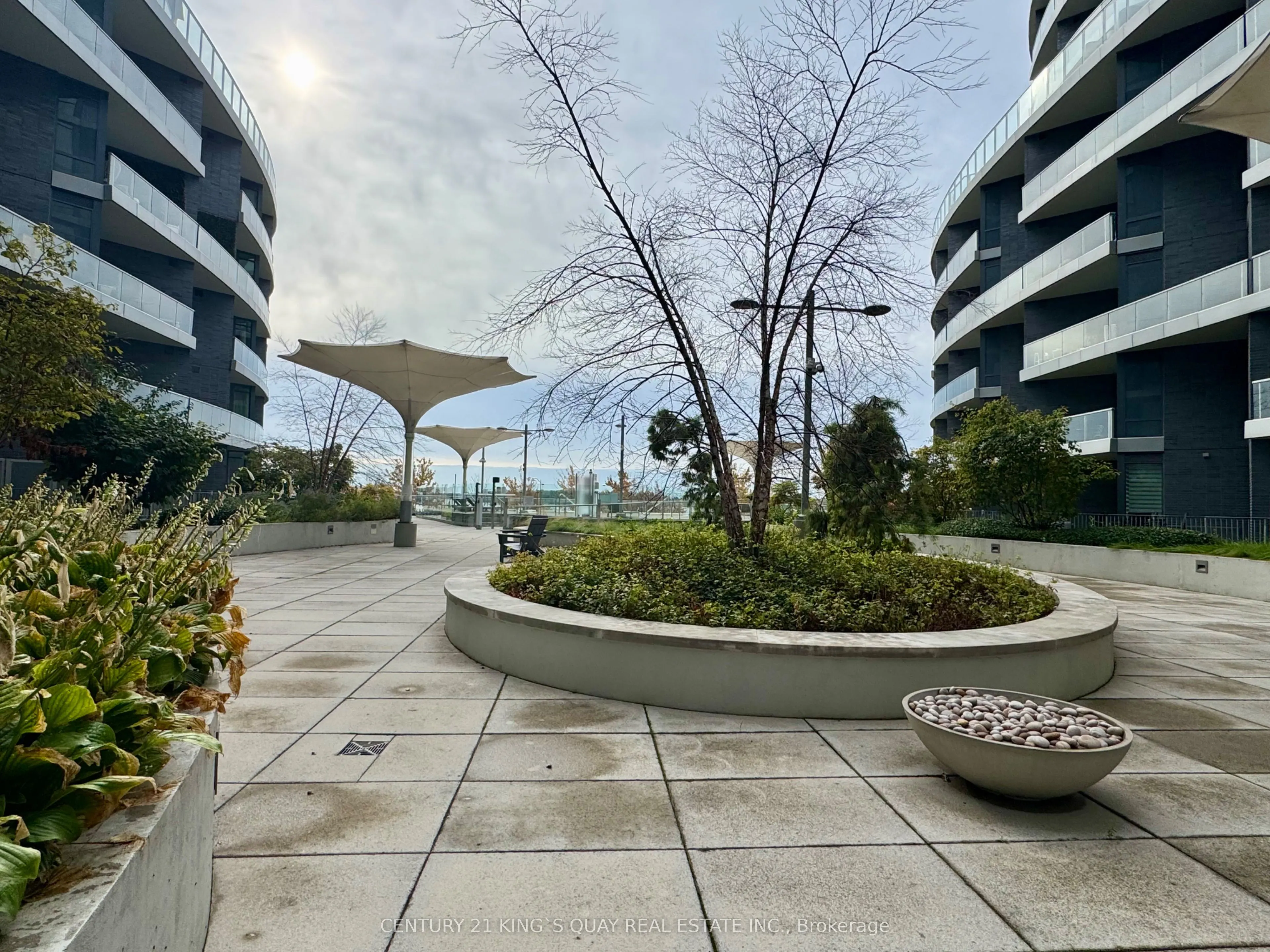 1 Edgewater Drive #820