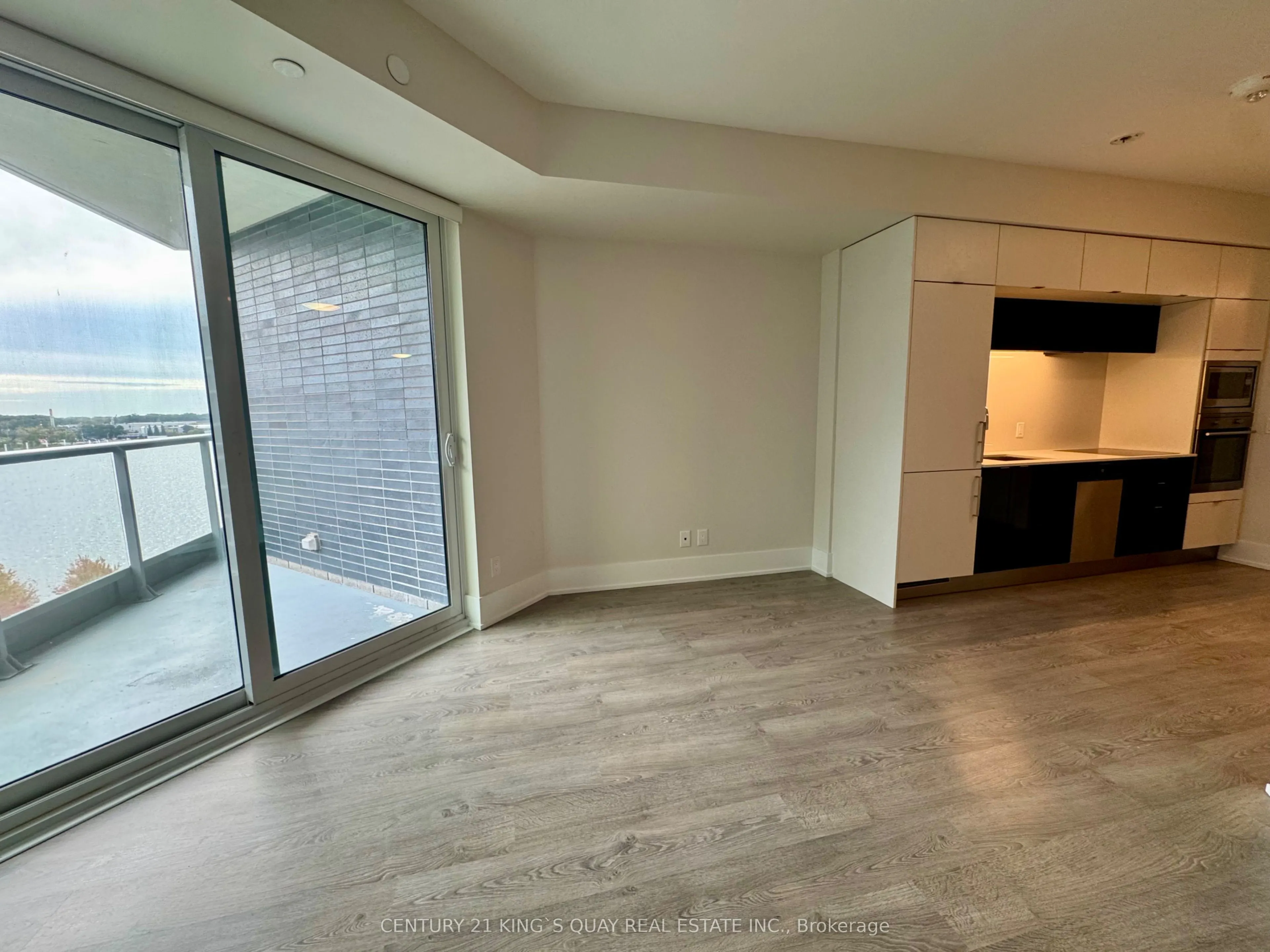 1 Edgewater Drive #820