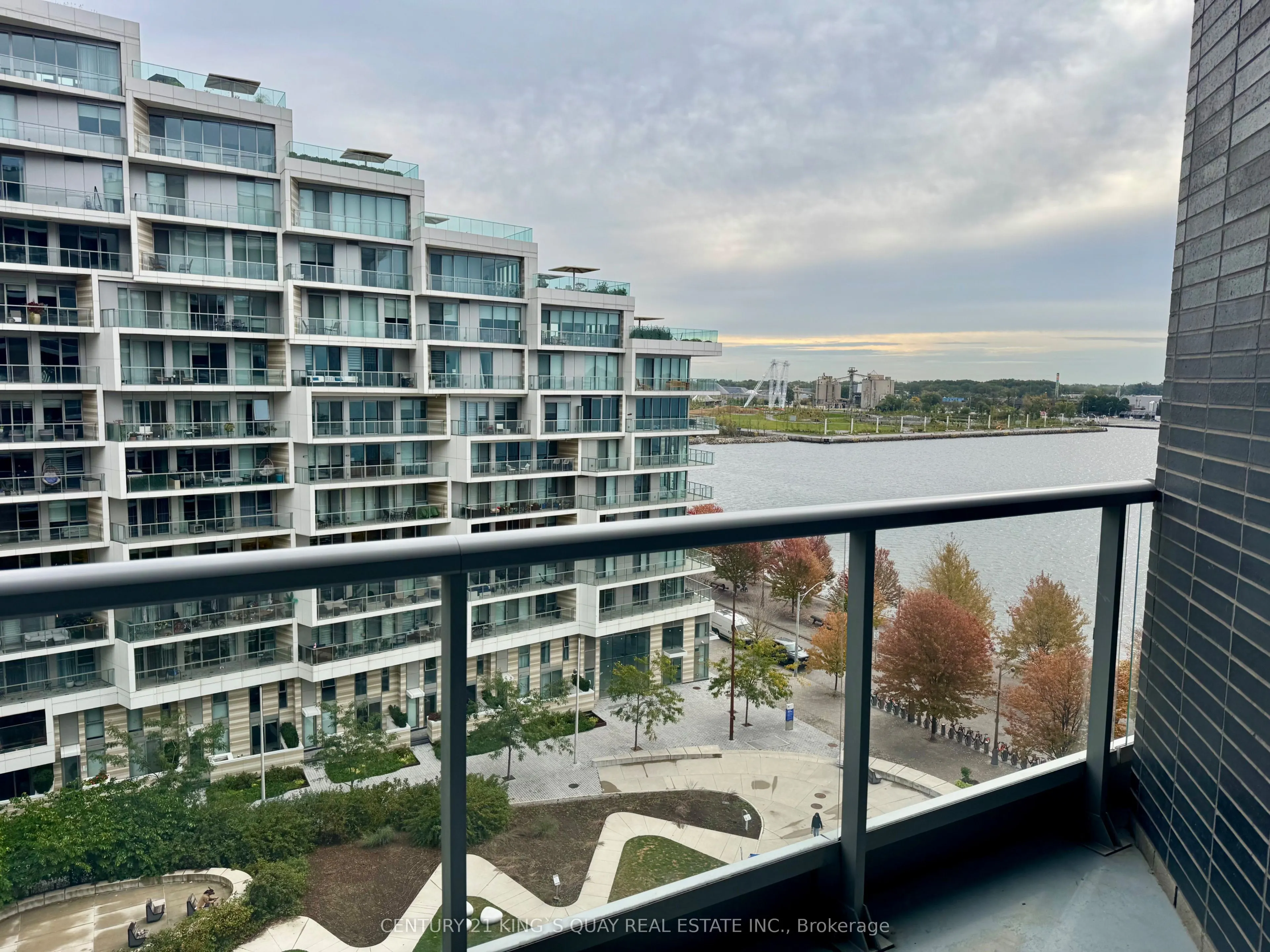 1 Edgewater Drive #820