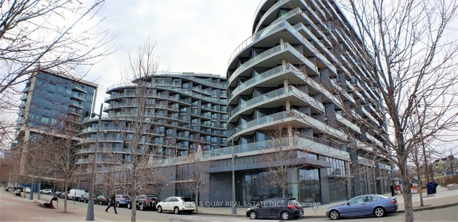 1 Edgewater Drive #820