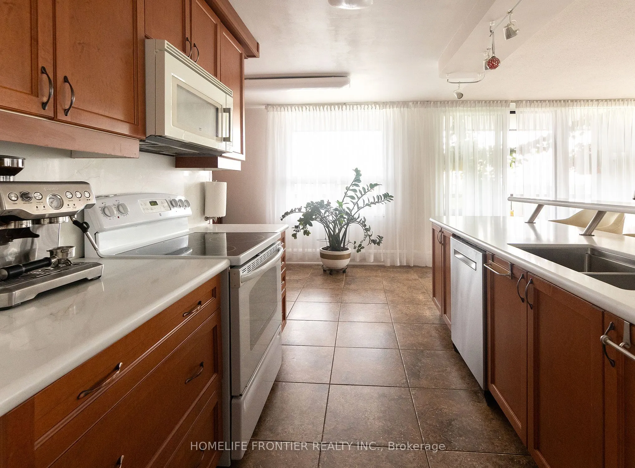115 Antibes Drive #706
