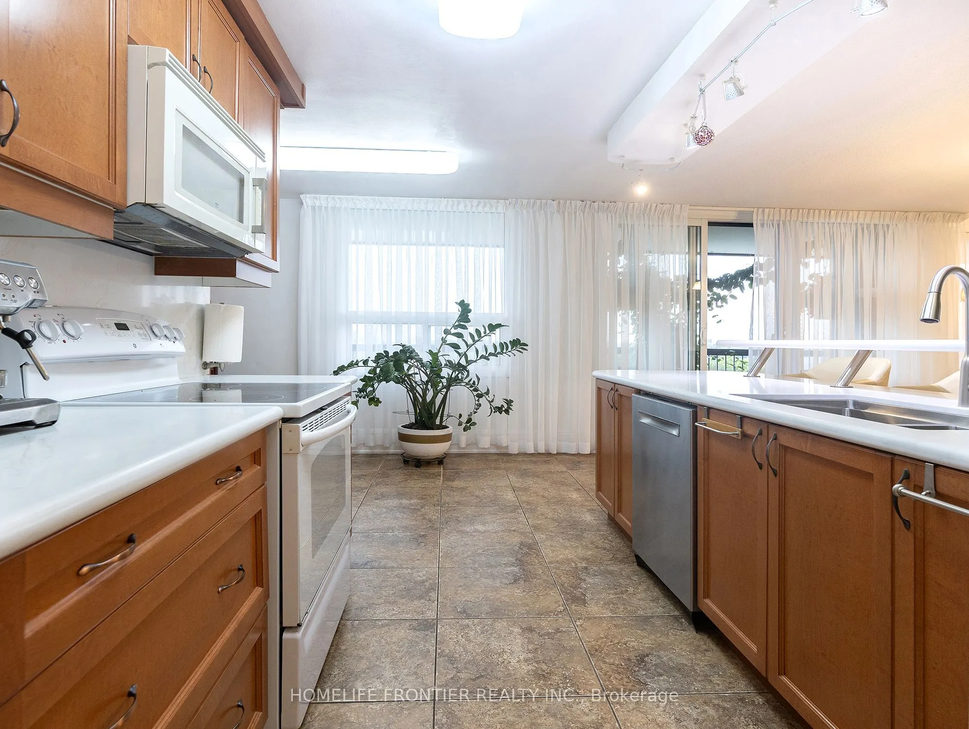 115 Antibes Drive #706