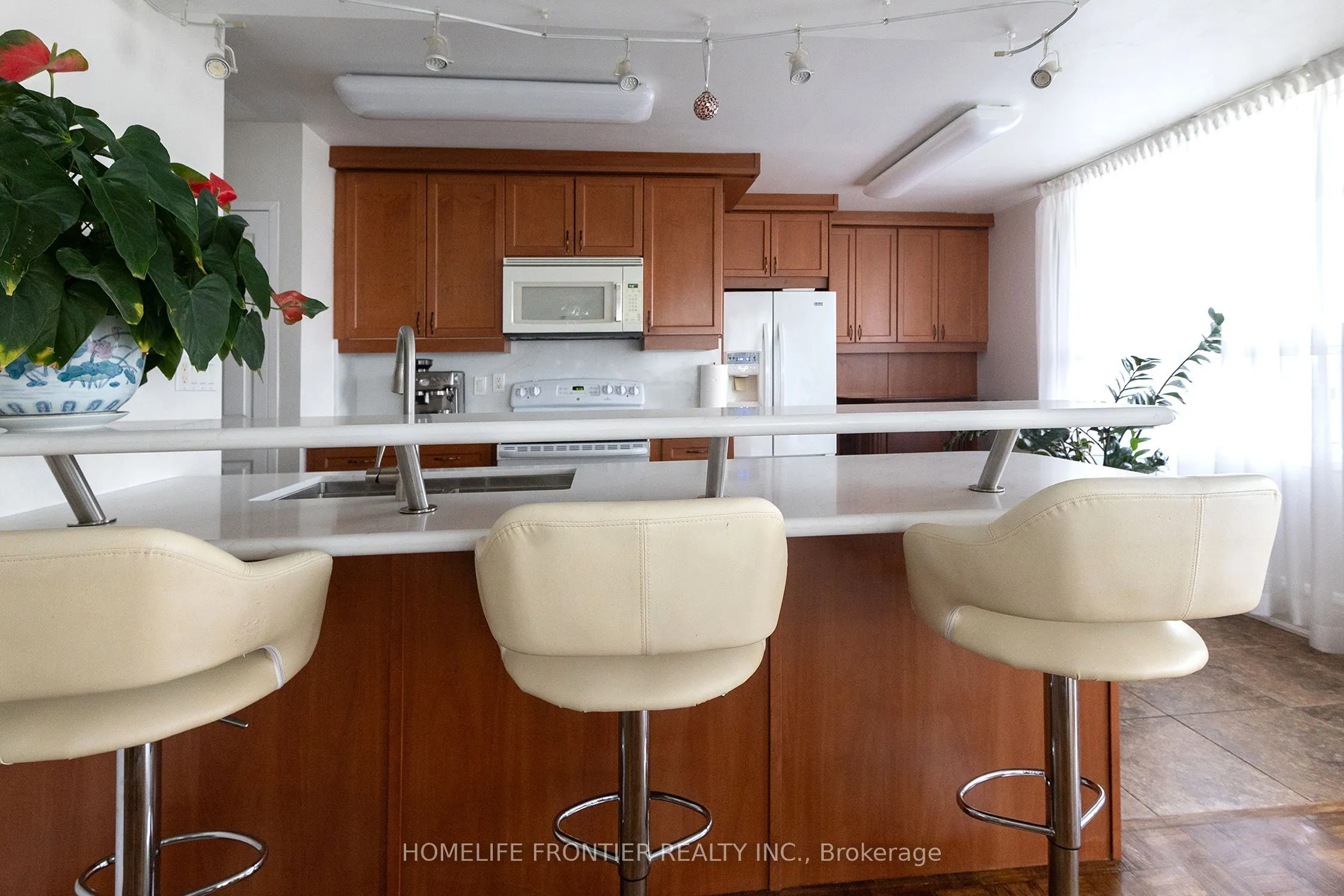 115 Antibes Drive #706