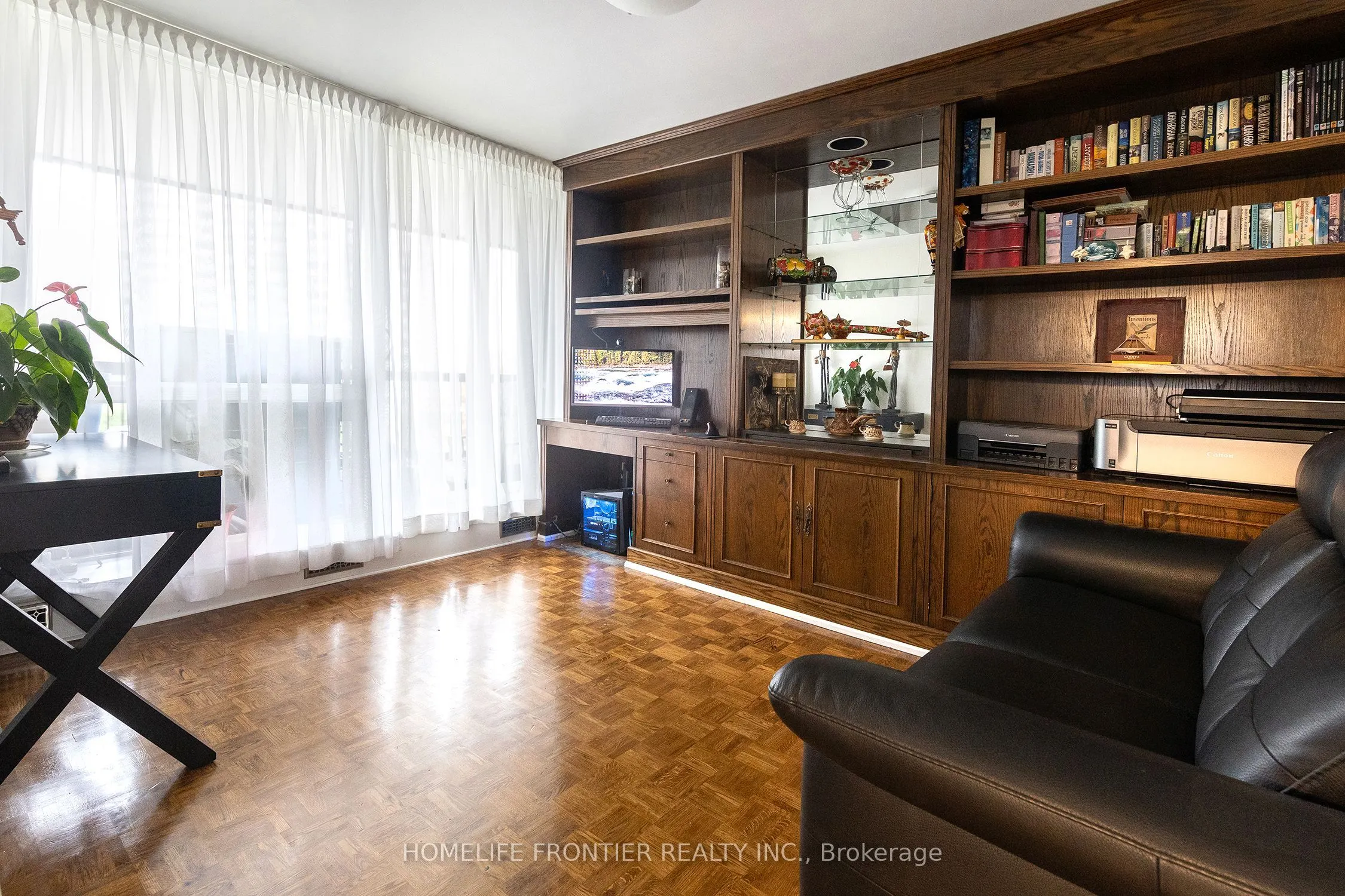 115 Antibes Drive #706
