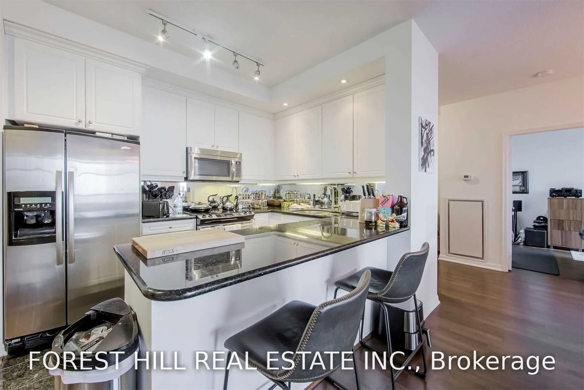 628 Fleet Street S #812