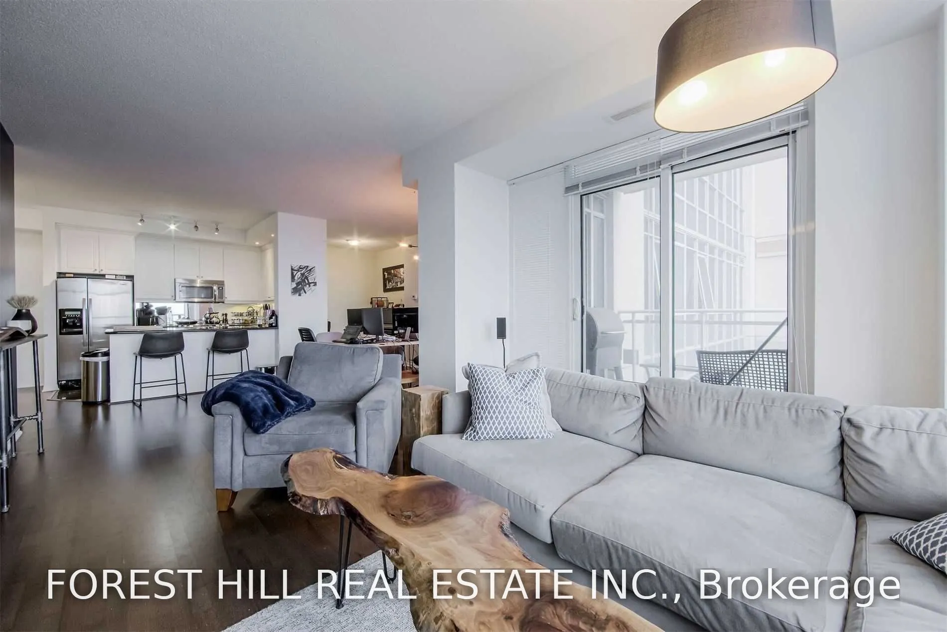 628 Fleet Street S #812
