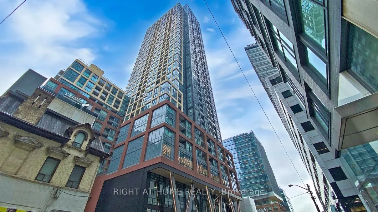 108 Peter Street #4013