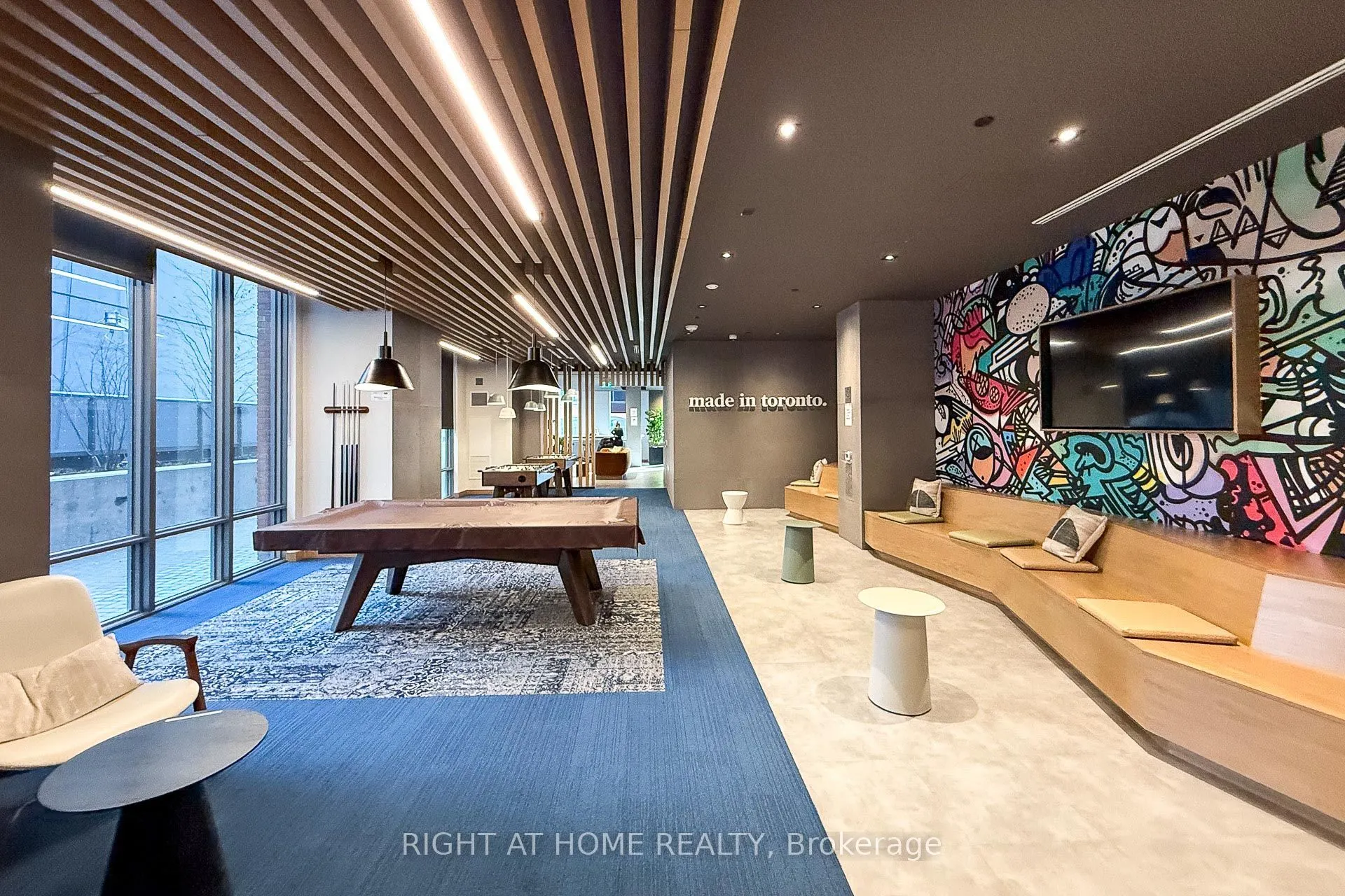 108 Peter Street #4013