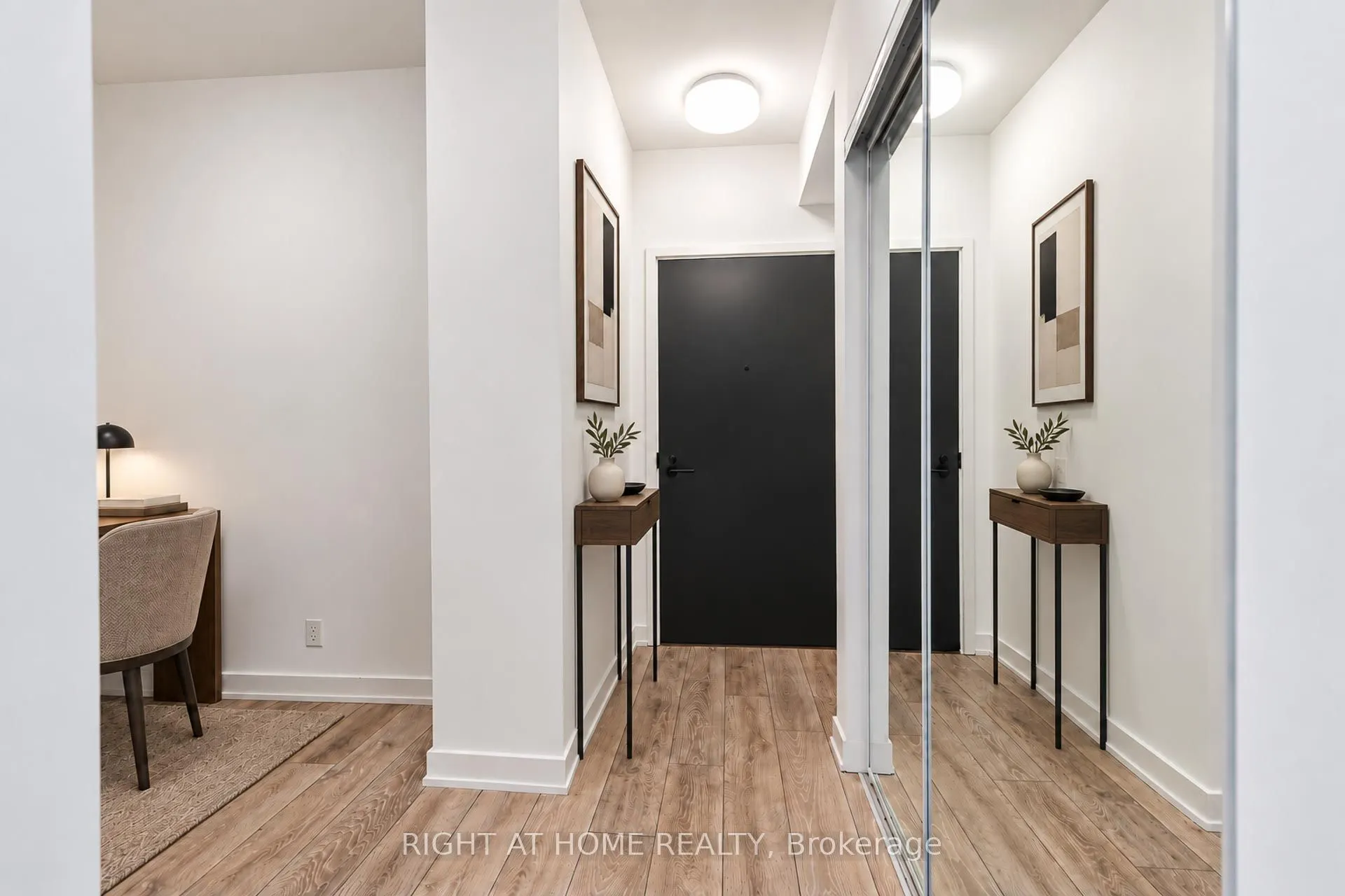 108 Peter Street #4013