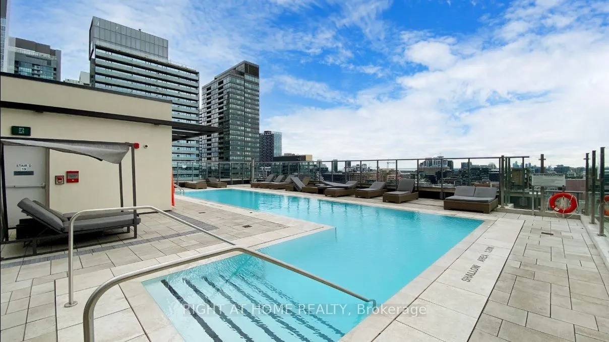 108 Peter Street #4013