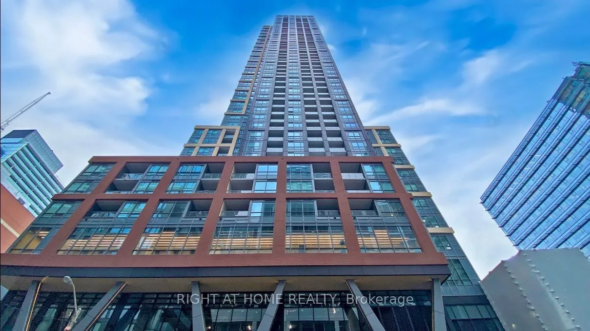 108 Peter Street #4013