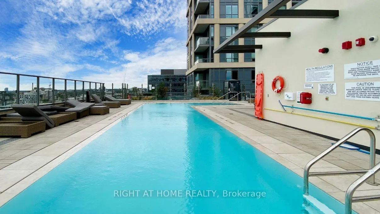 108 Peter Street #4013