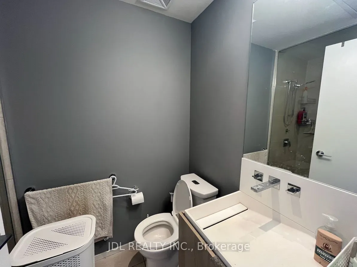 101 Charles Street E #2810
