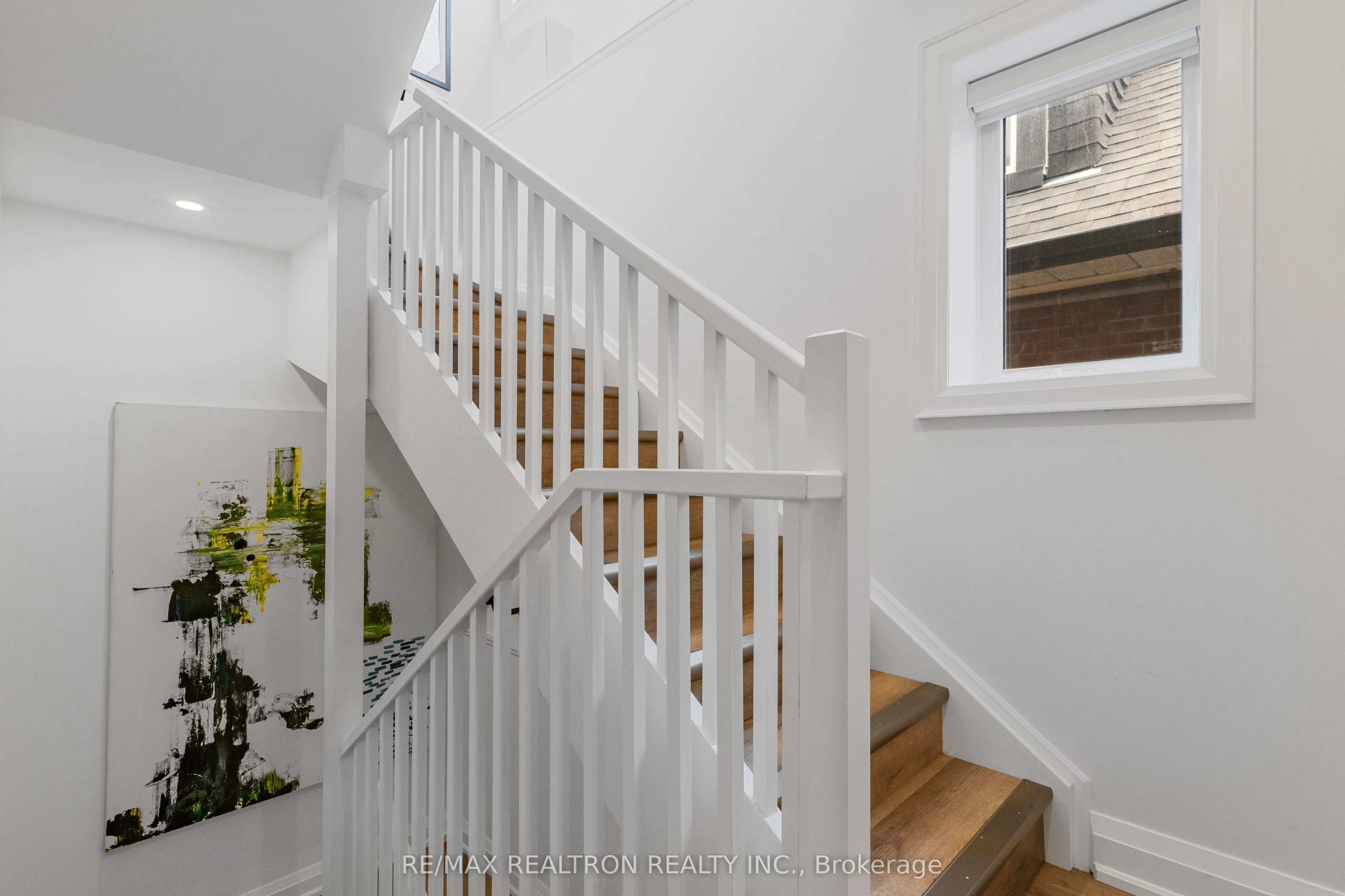 887 Avenue Road #Unit #3