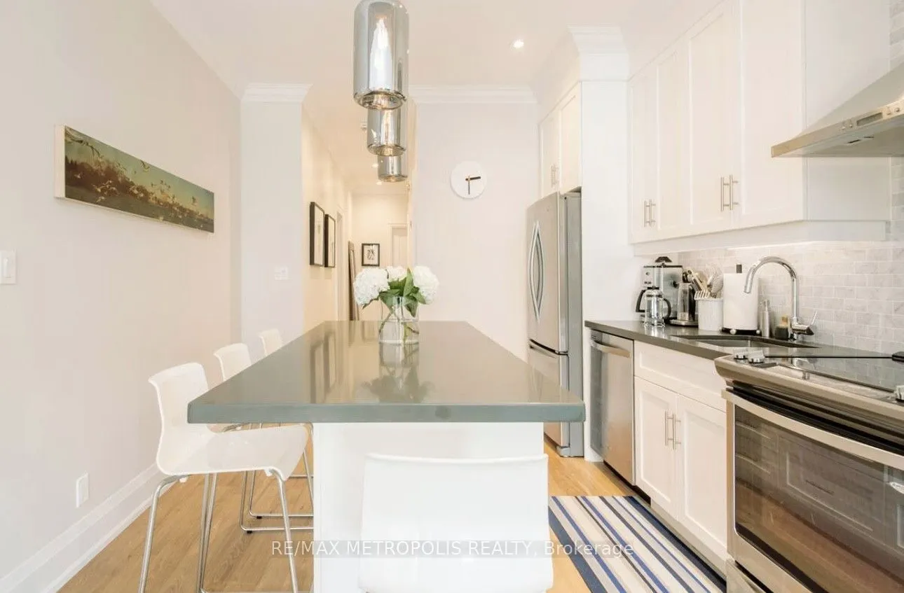 72 Grace Street #Main Floor